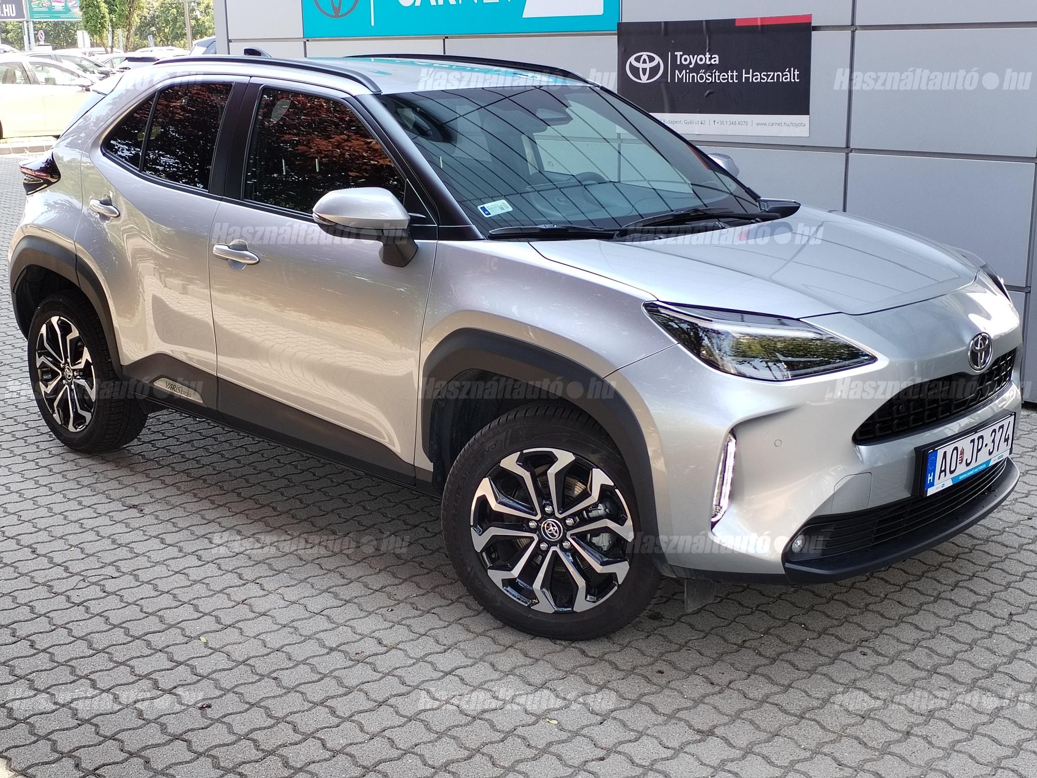 TOYOTA YARIS CROSS 2025/11 - 1