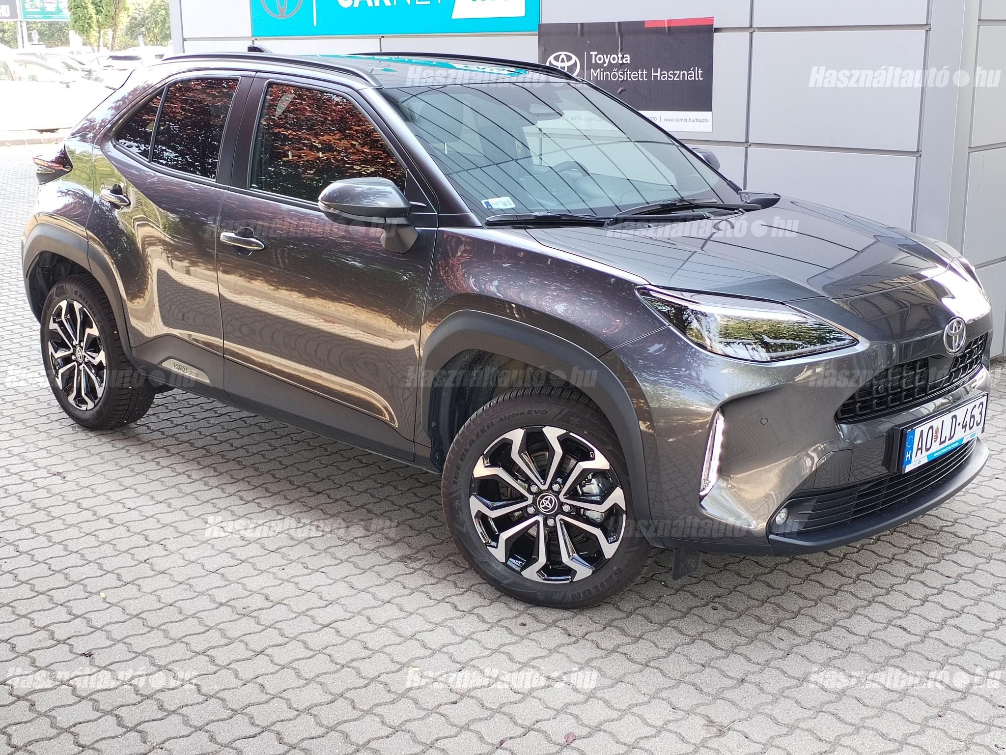 TOYOTA YARIS CROSS 2025/11 - 1