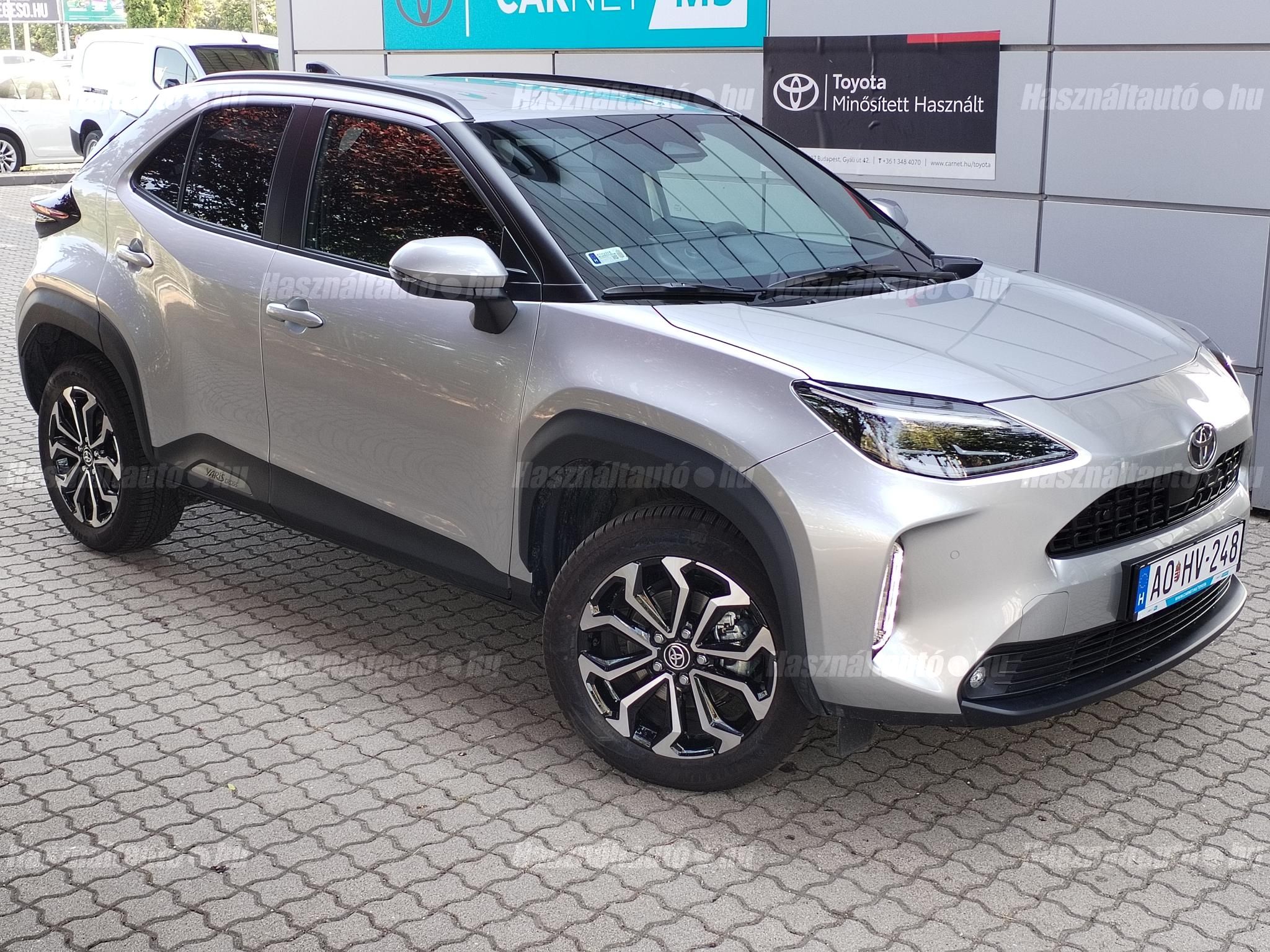 TOYOTA YARIS CROSS 2025/11 - 1