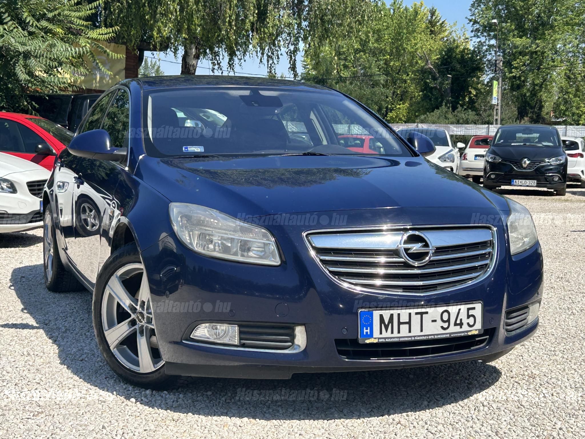 OPEL INSIGNIA 2013/2 - 1