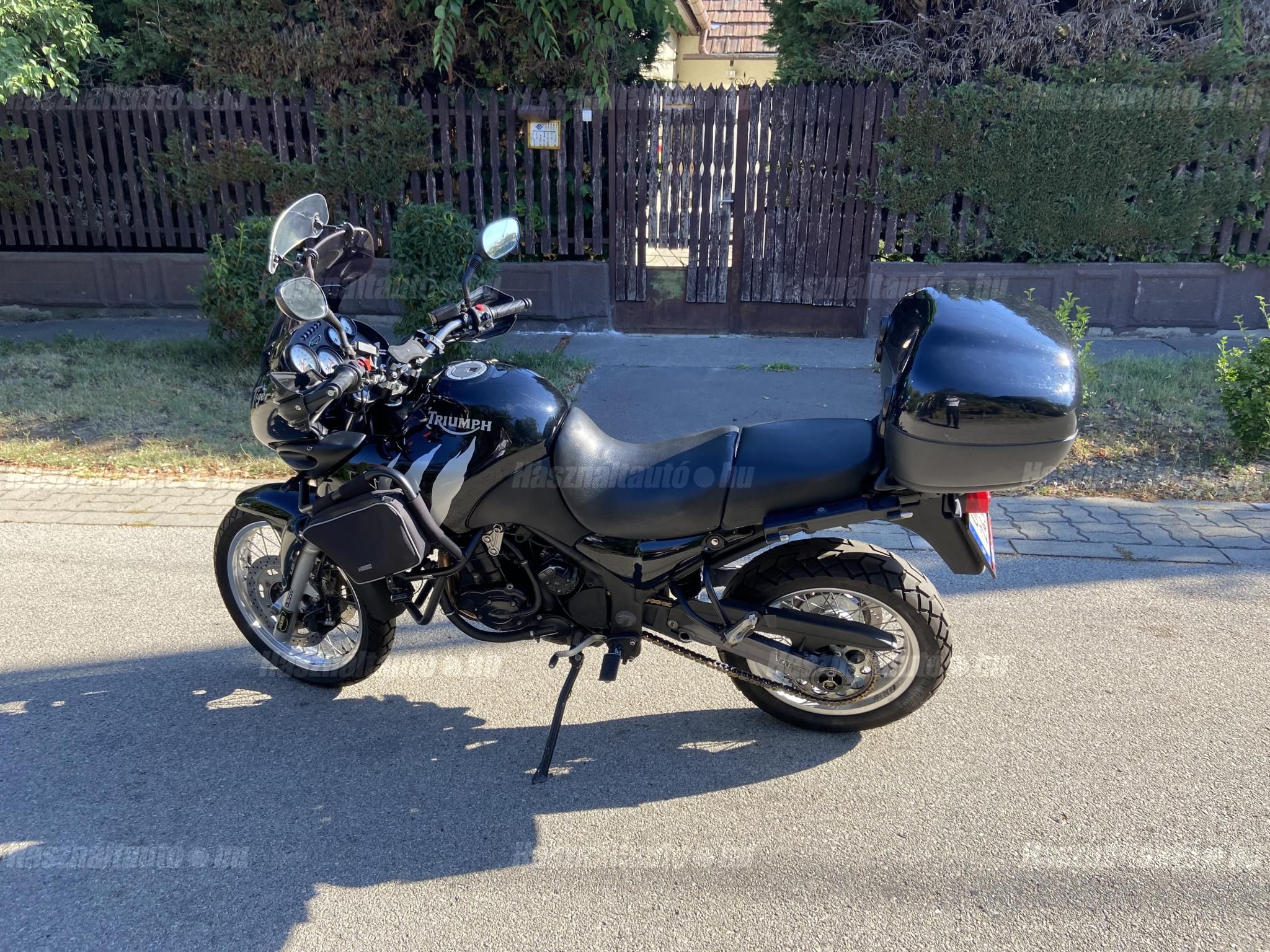 TRIUMPH TIGER 900 2000/2 - 1