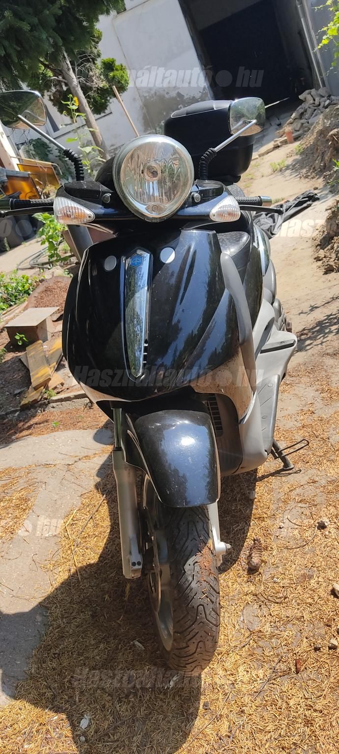 PIAGGIO BEVERLY 500 2003 - 1