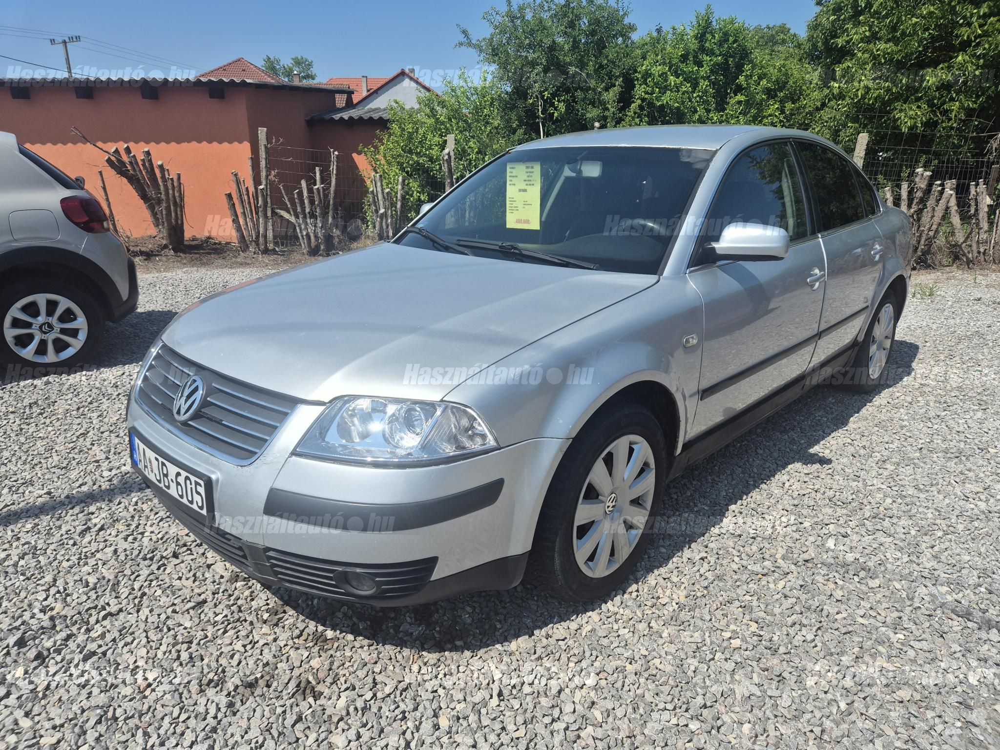 VOLKSWAGEN PASSAT 2001/6 - 1