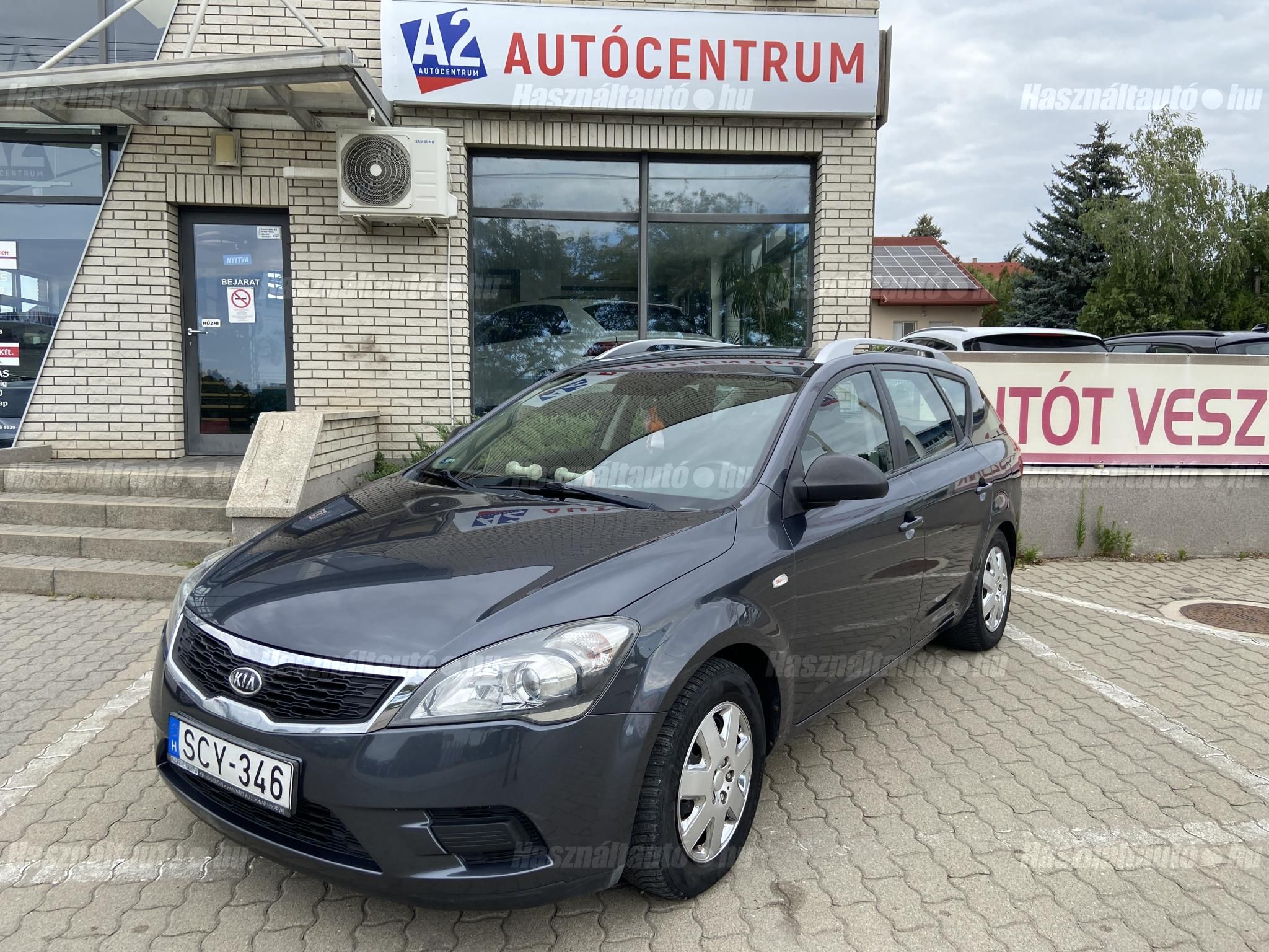 KIA CEE'D 2011/5 - 1