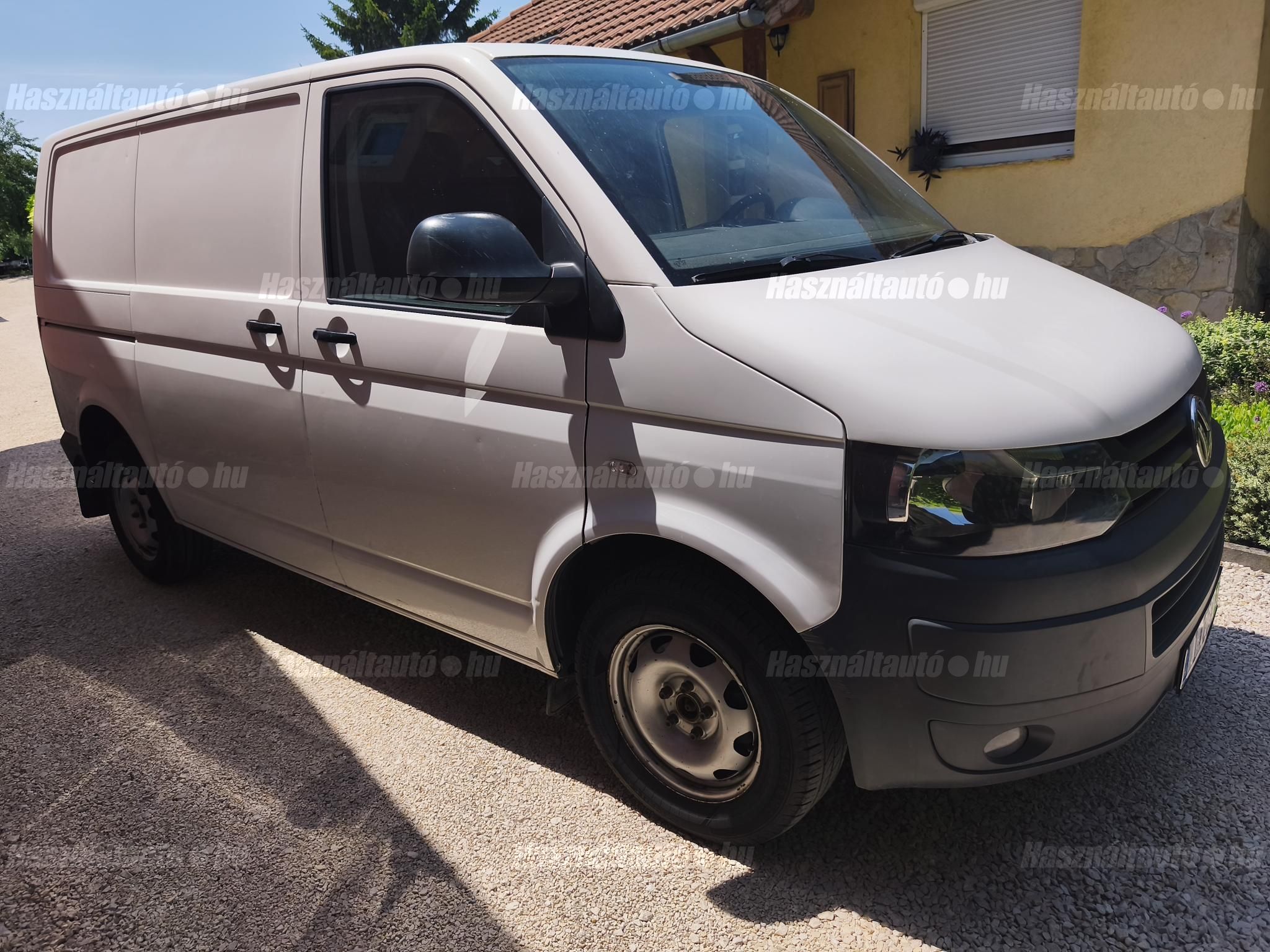 VOLKSWAGEN TRANSPORTER T5 2011/8 - 1