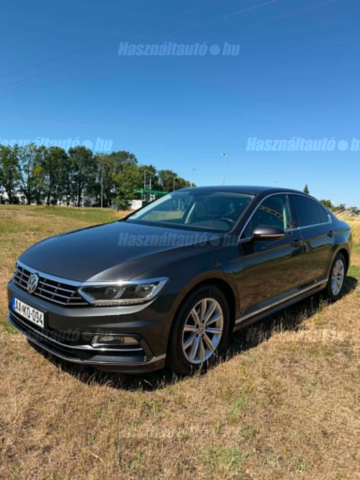 VOLKSWAGEN PASSAT VIII 2018/8 - 1
