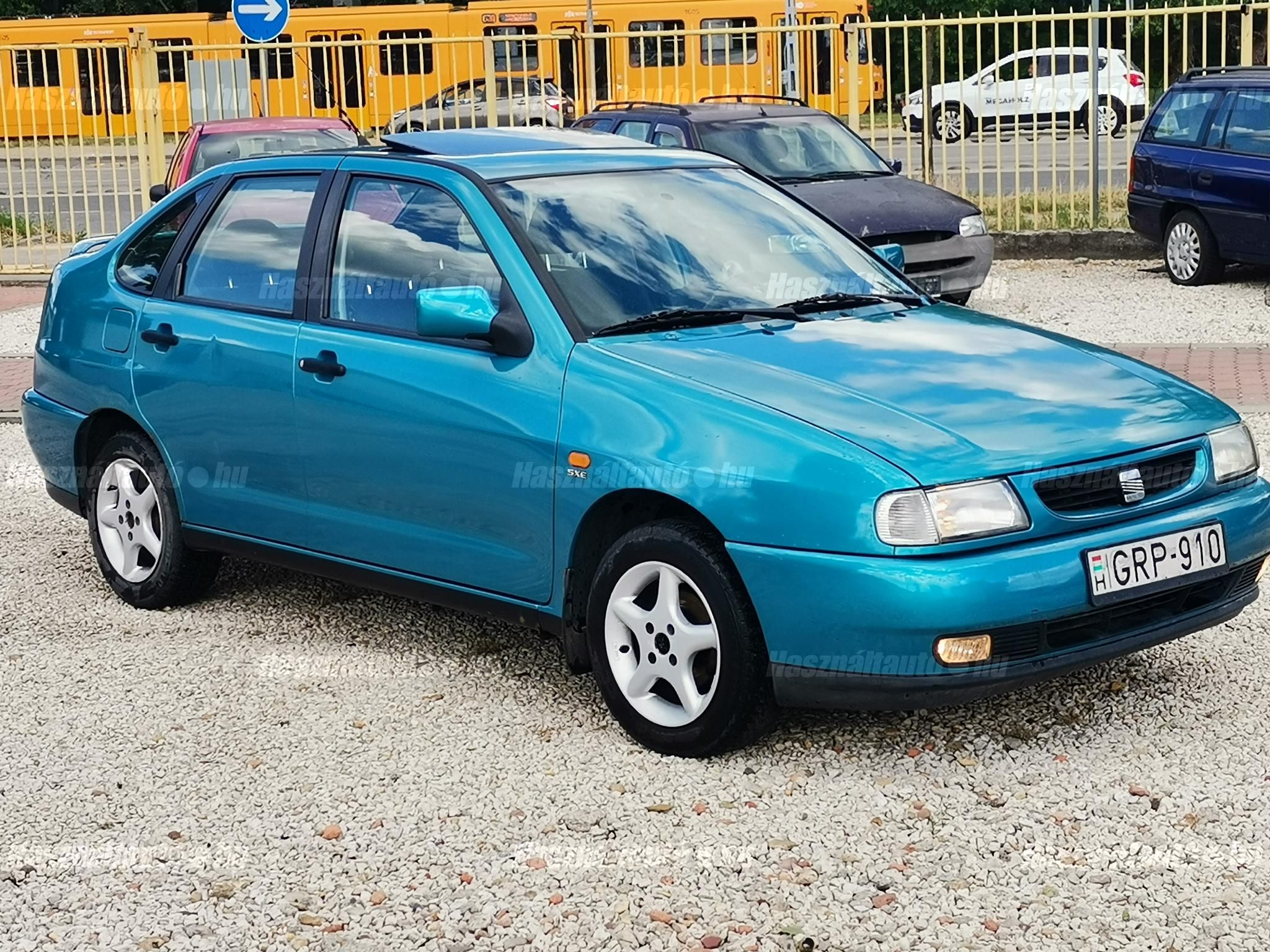 SEAT CORDOBA 1998/11 - 1