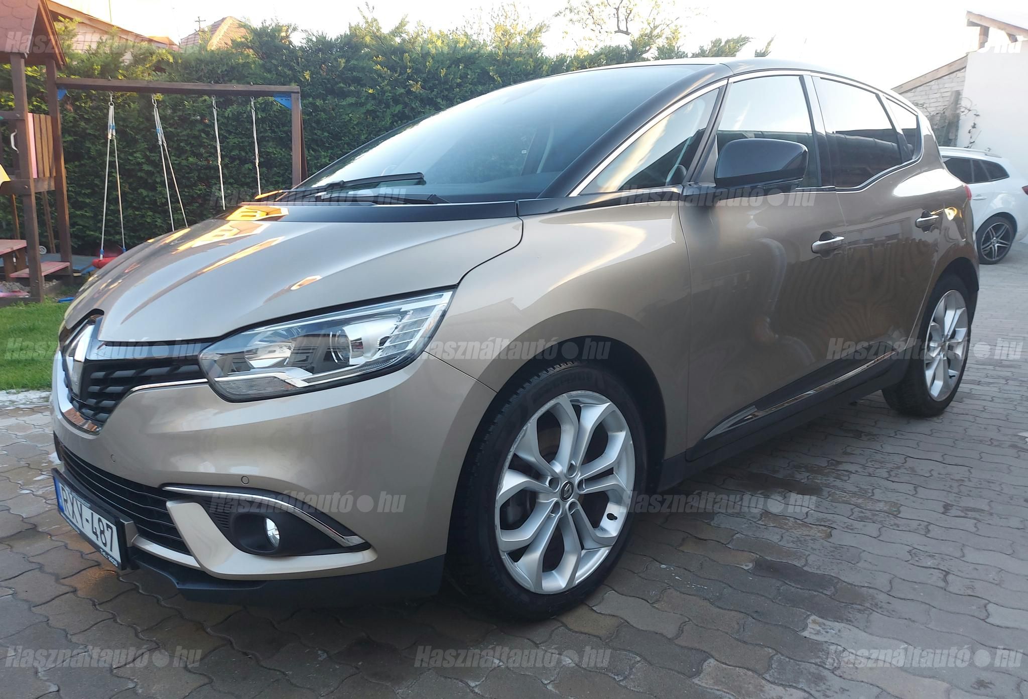 RENAULT SCENIC 2019/12 - 1