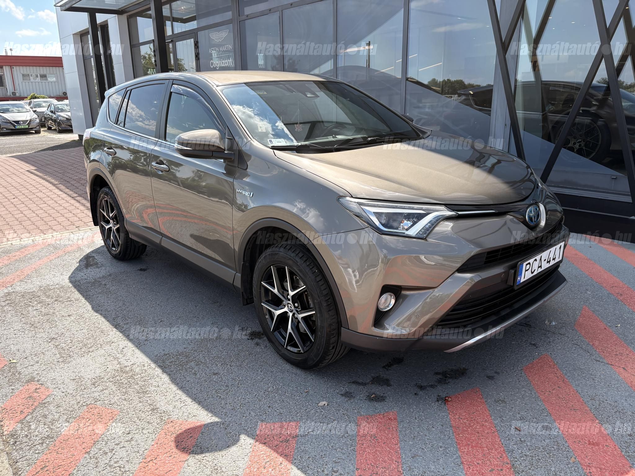 TOYOTA RAV 4 2017/3 - 1