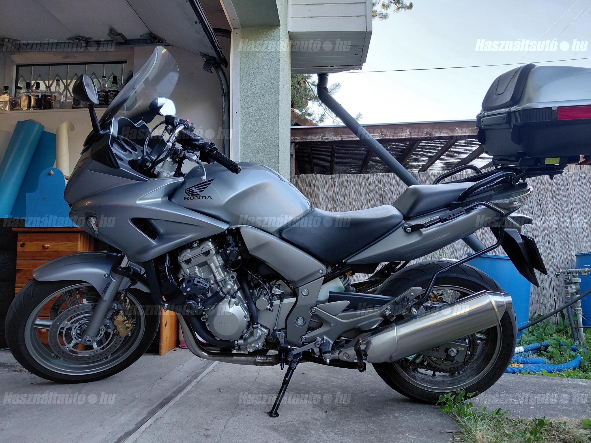 HONDA CBF 1000 2009 - 1