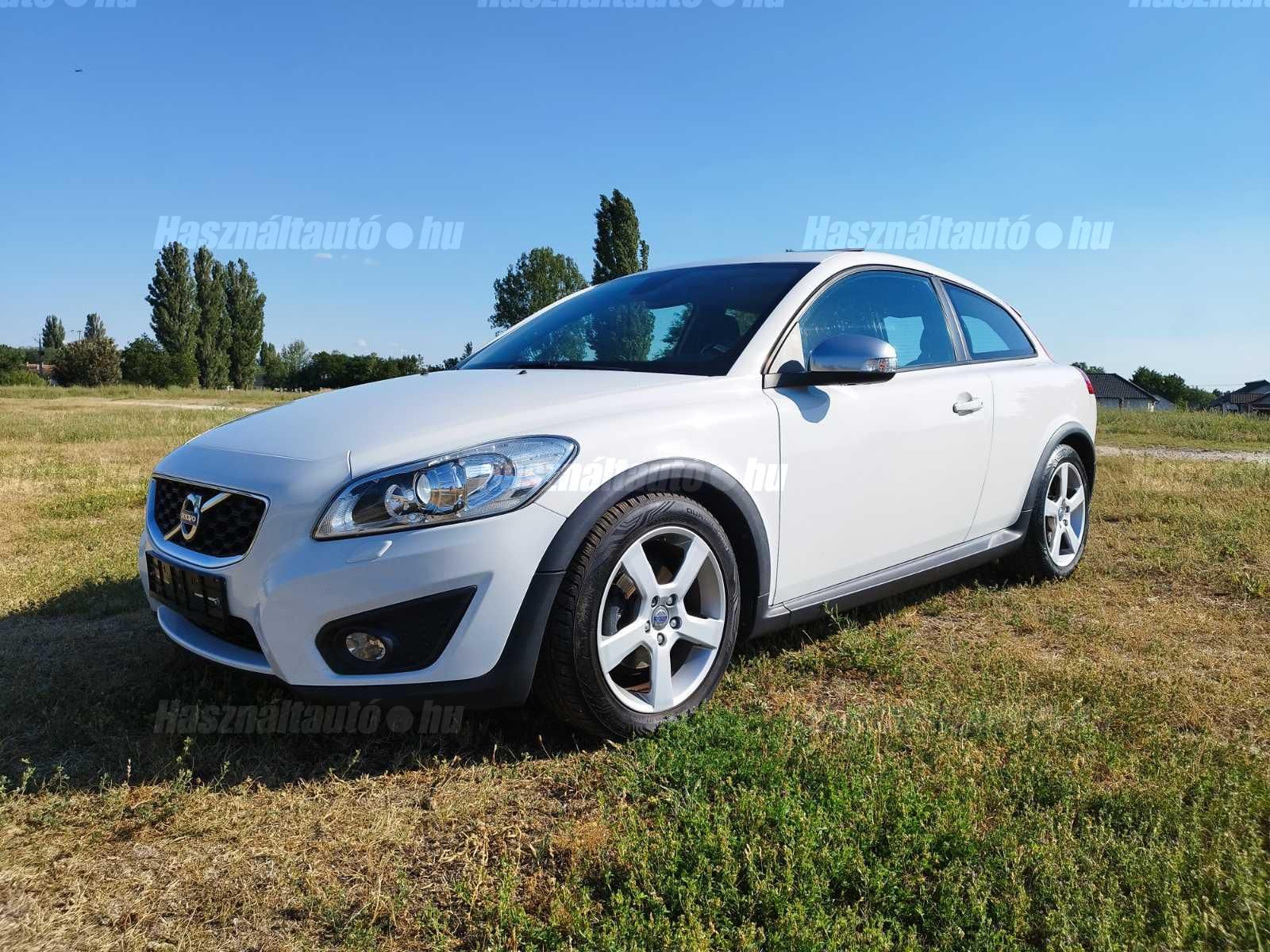 VOLVO C30 2012/6 - 1