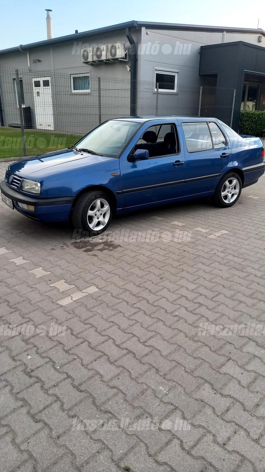 VOLKSWAGEN VENTO 1996/6 - 1