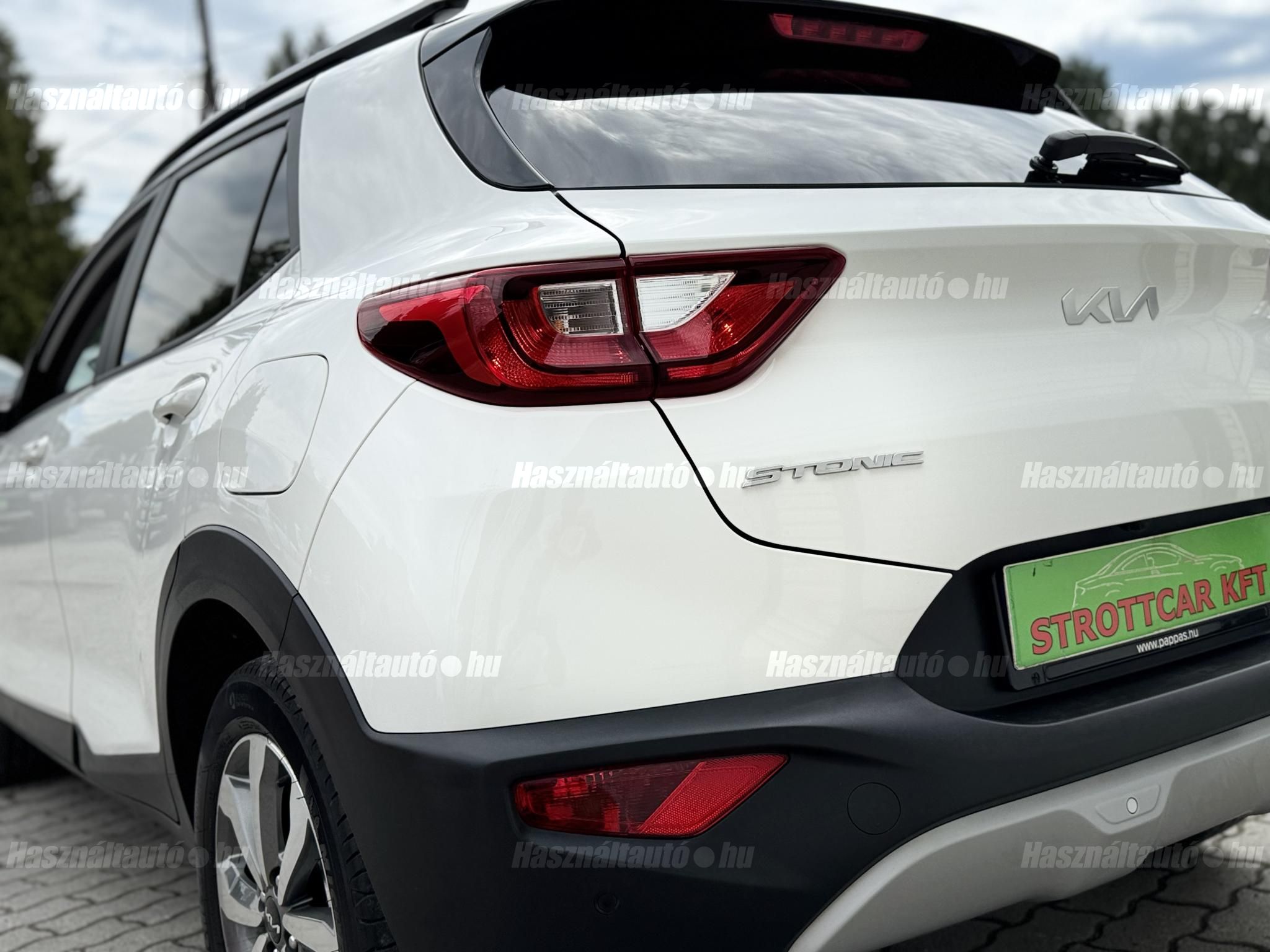 KIA STONIC 2022/2 - 1
