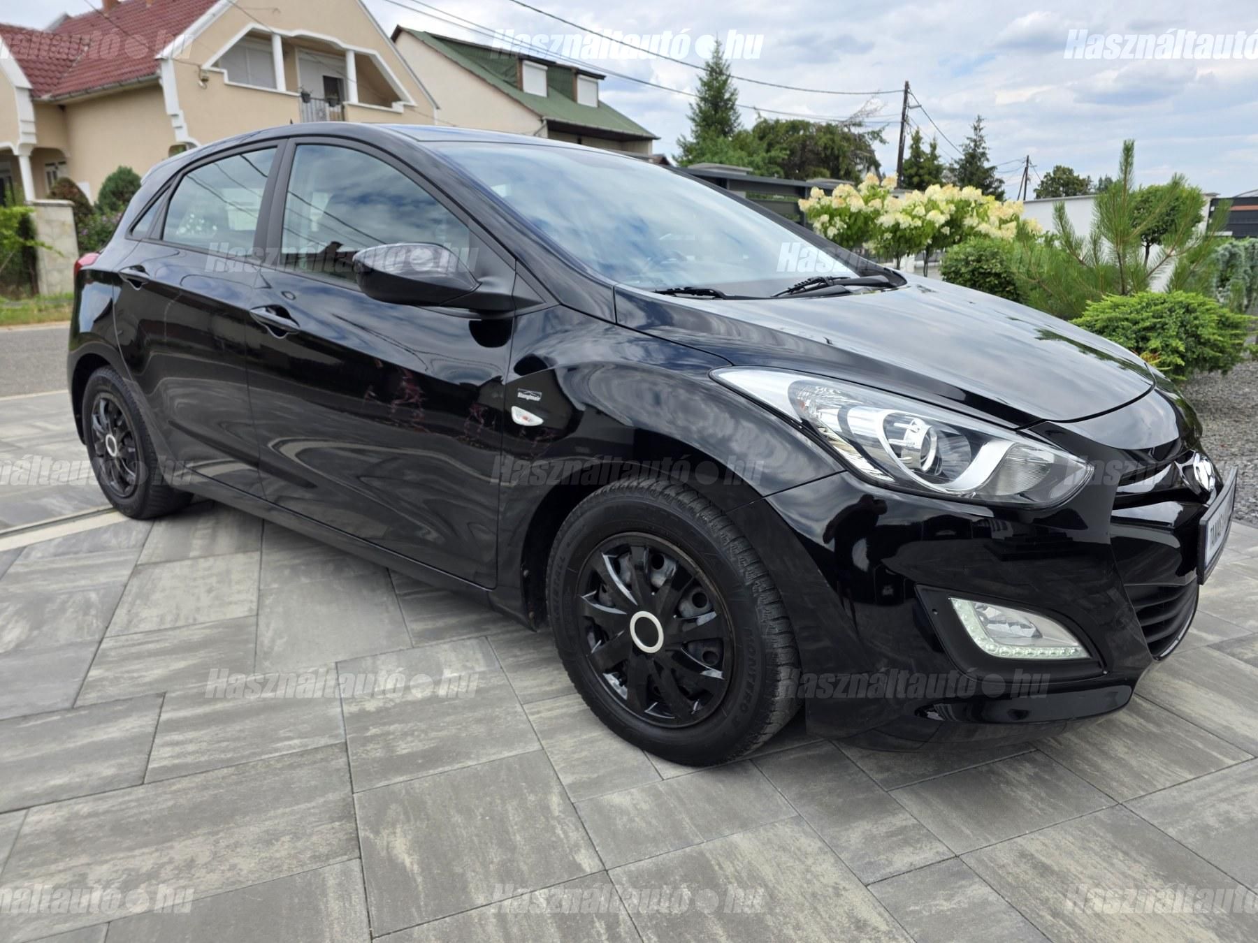 HYUNDAI I30 2014/3 - 1