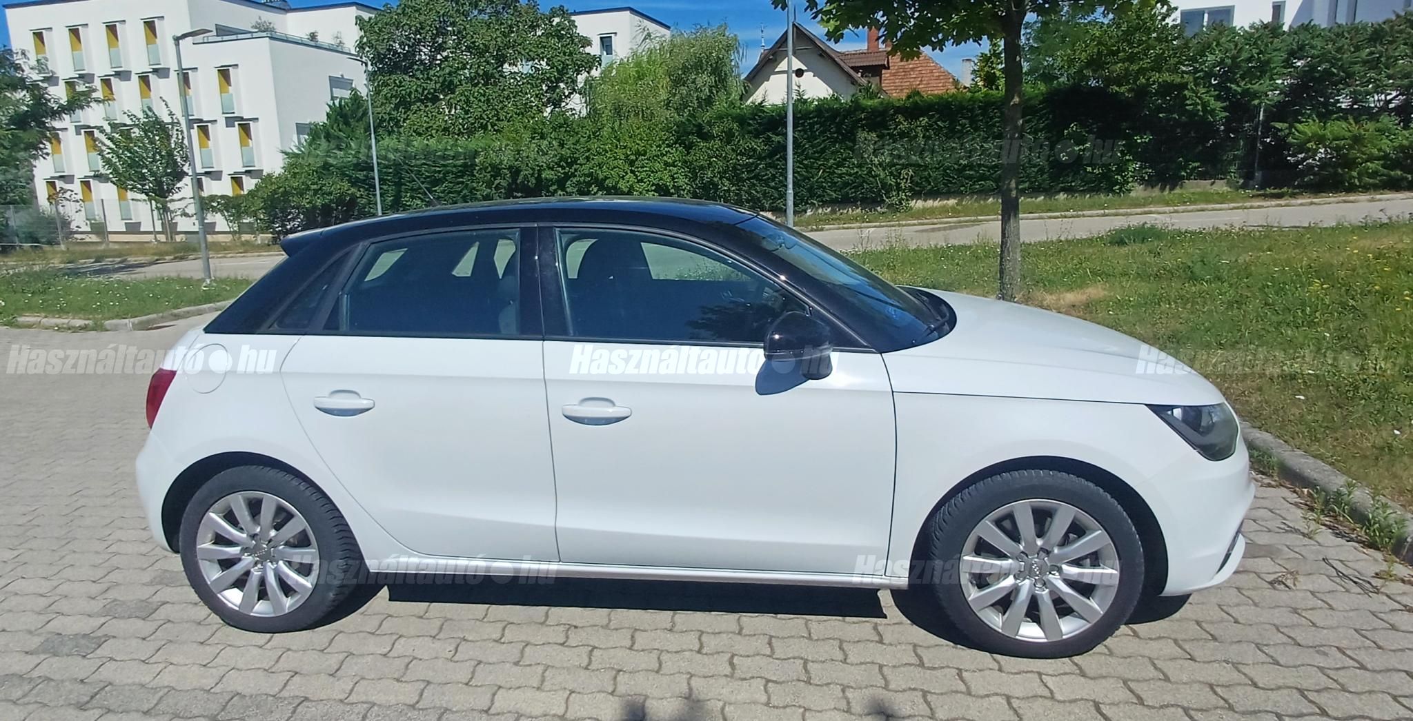 AUDI A1 2013/11 - 1