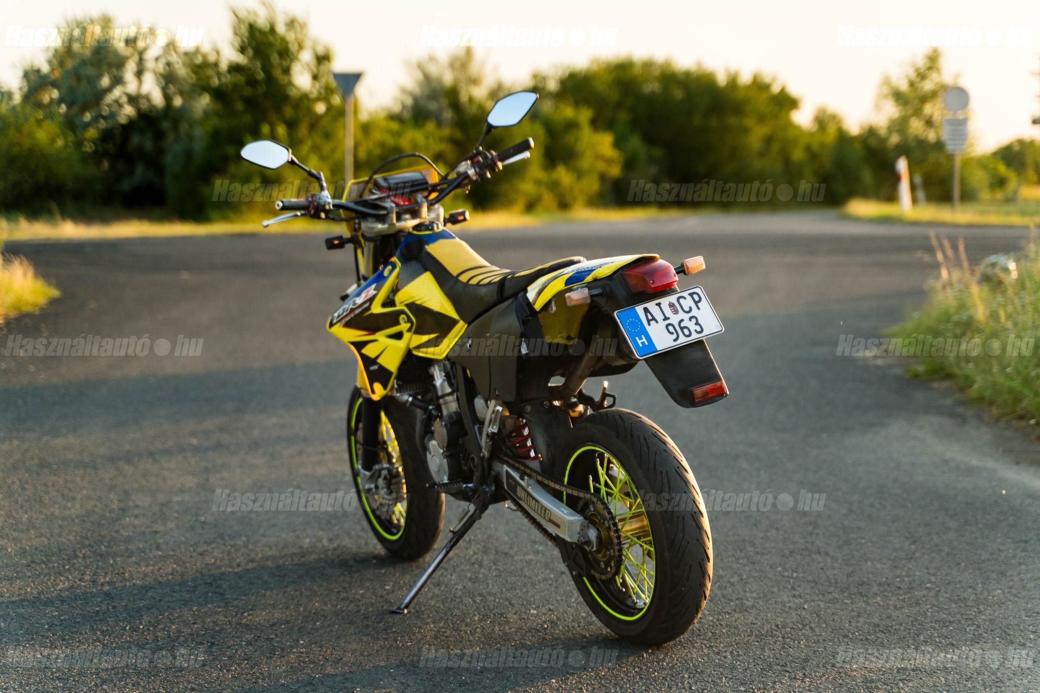 SUZUKI DR-Z 400 2002/8 - 1