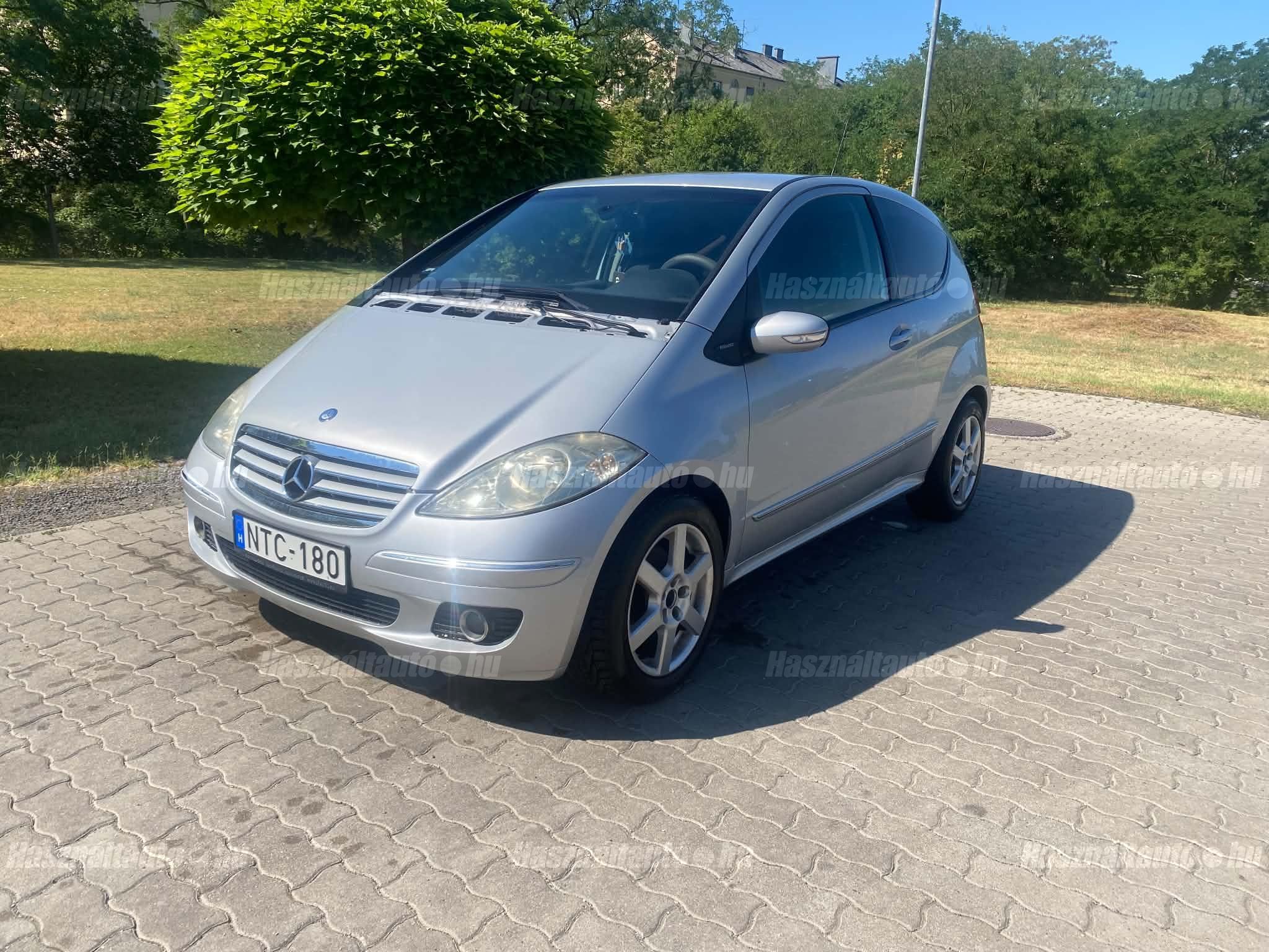 MERCEDES-BENZ A 200 2004 - 1