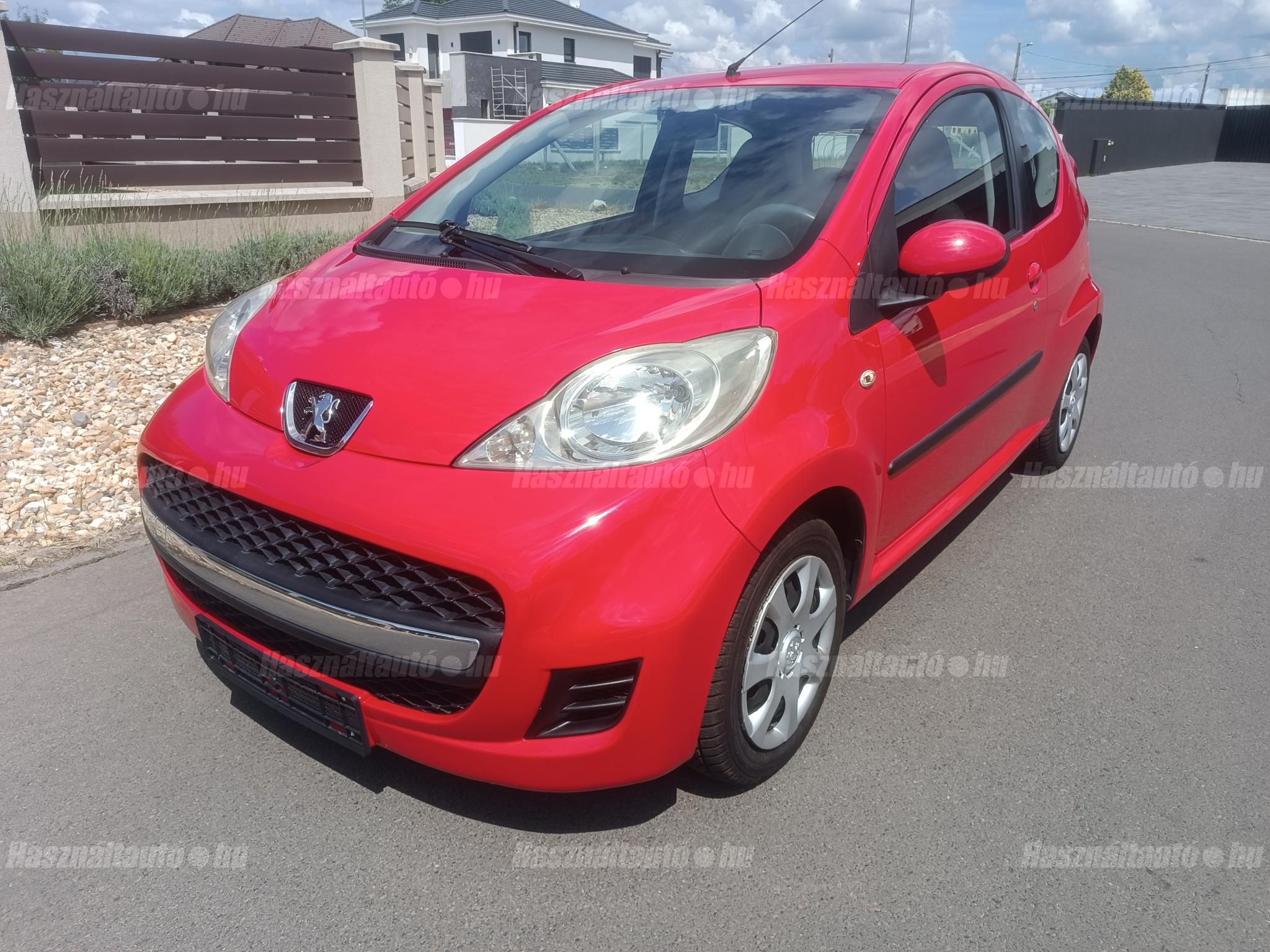 PEUGEOT 107 2010/5 - 1
