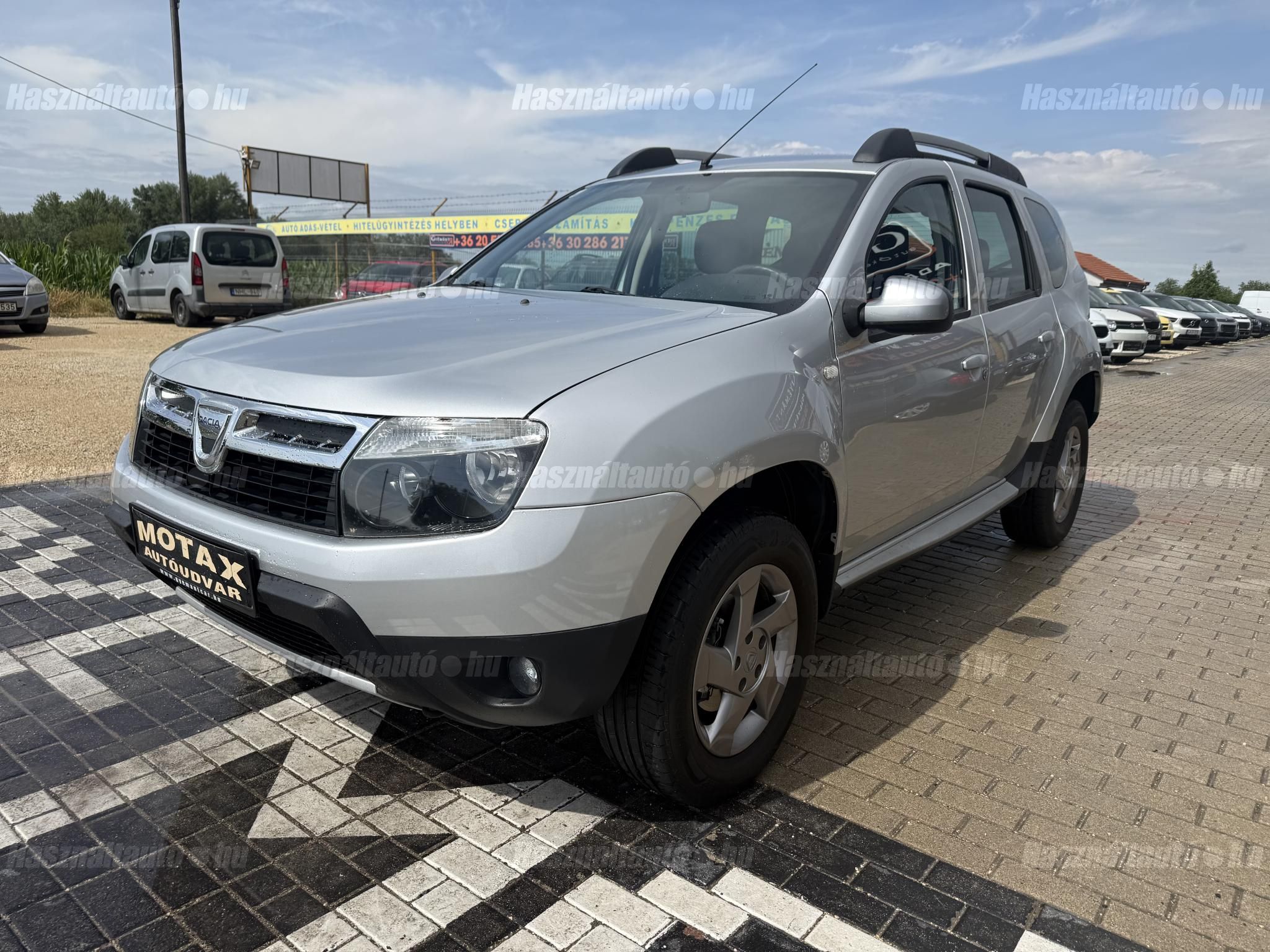 DACIA DUSTER 2013/8 - 1