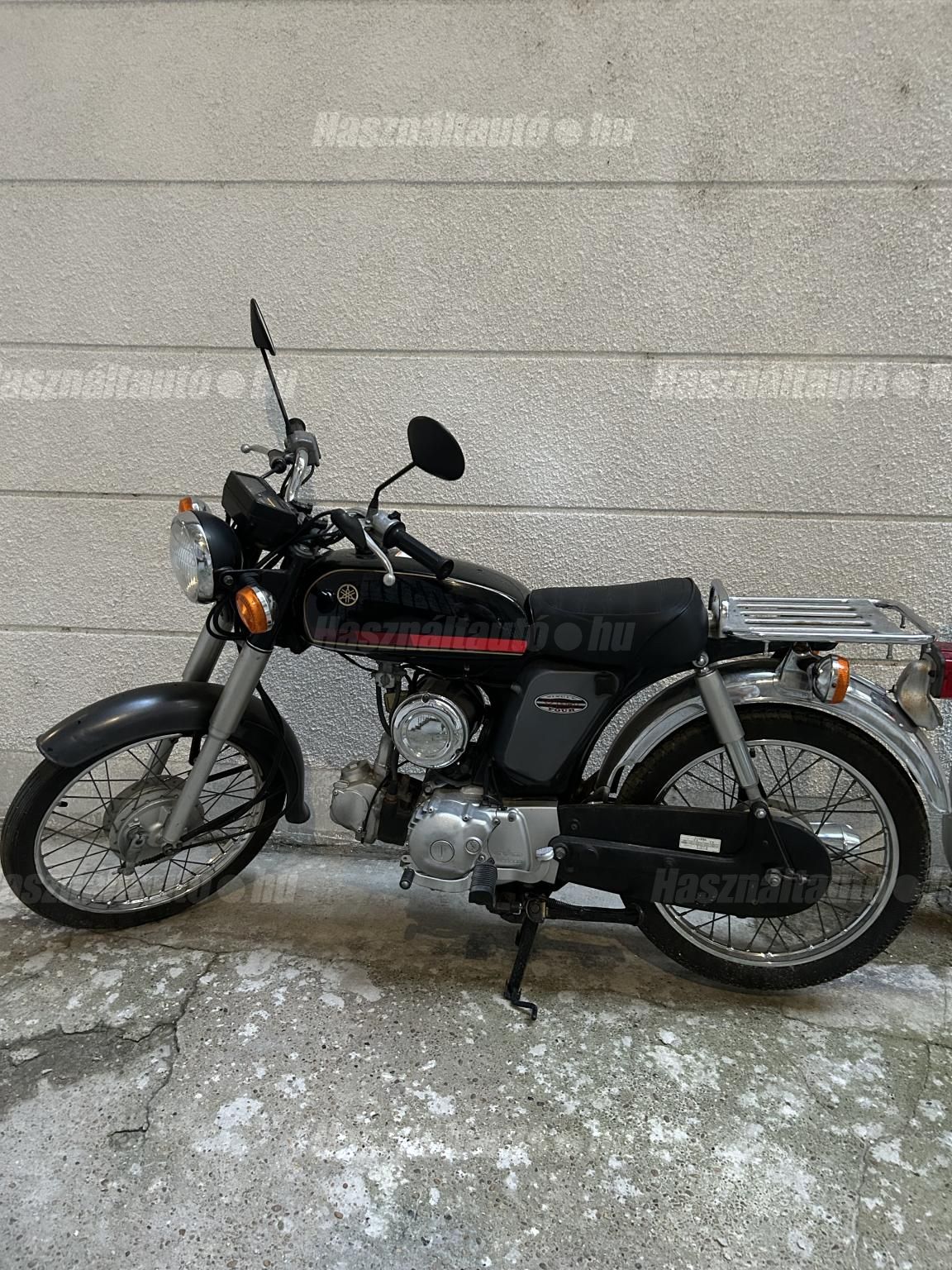 YAMAHA YB 2000/8 - 1