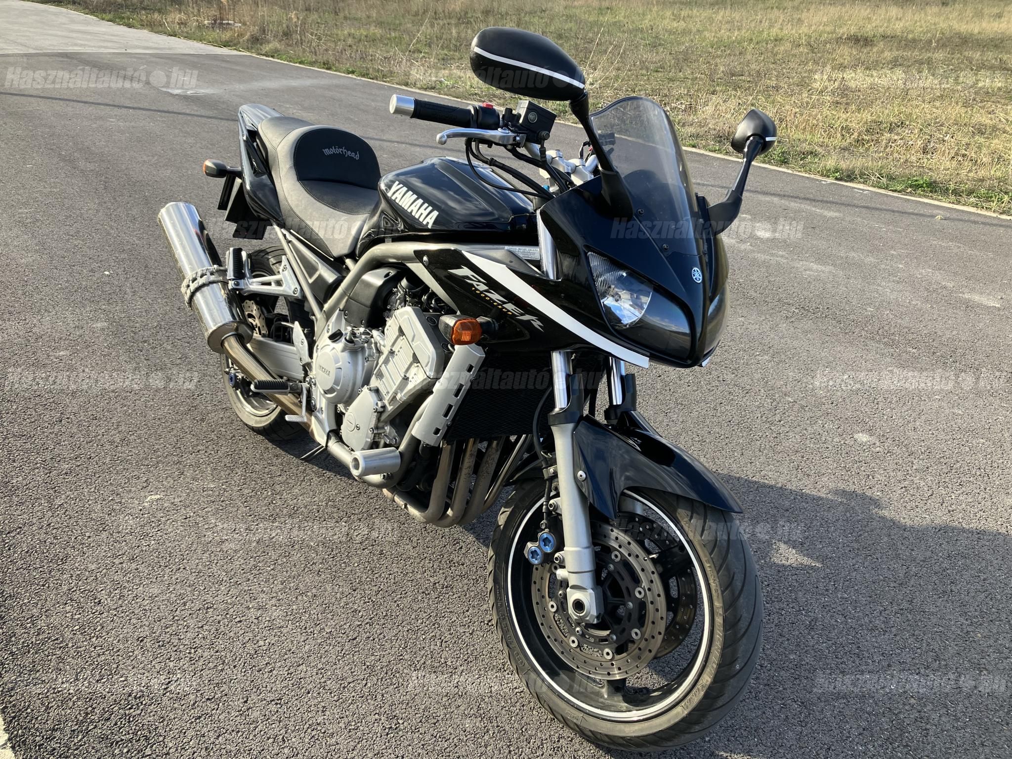 YAMAHA FZS 1000 (FAZER) 2001/5 - 1