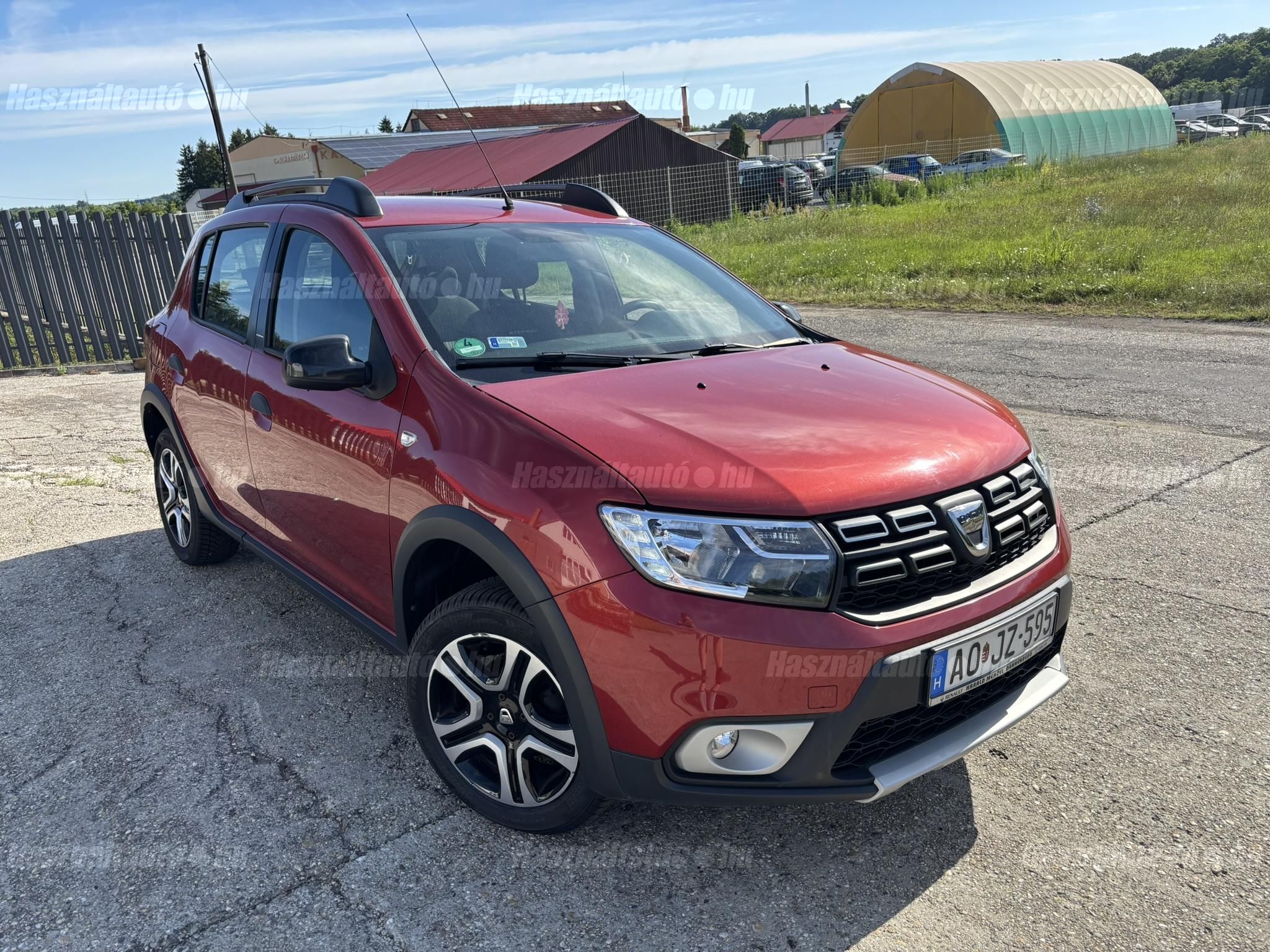 DACIA SANDERO 2018/12 - 1