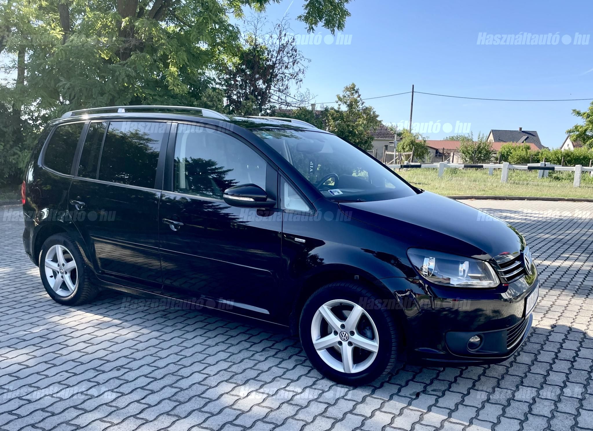 VOLKSWAGEN TOURAN 2013/11 - 1