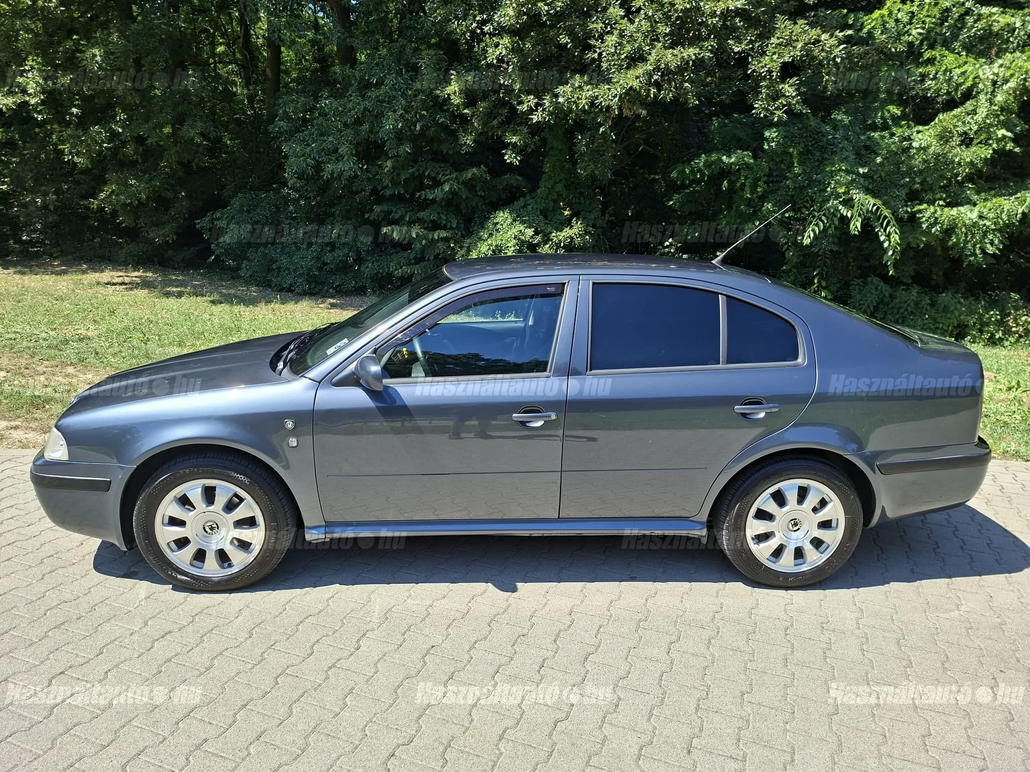 SKODA OCTAVIA 2008/5 - 1