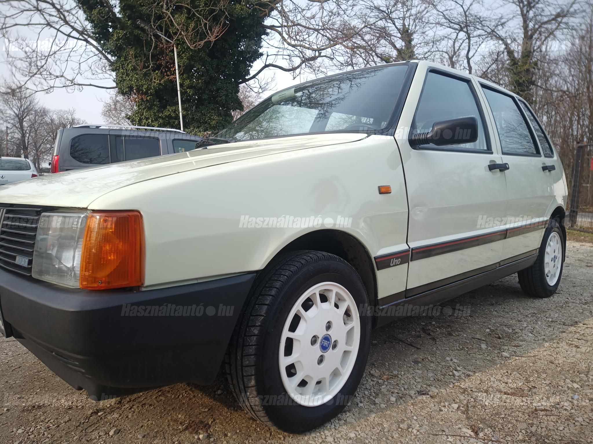 FIAT UNO 1989 - 1