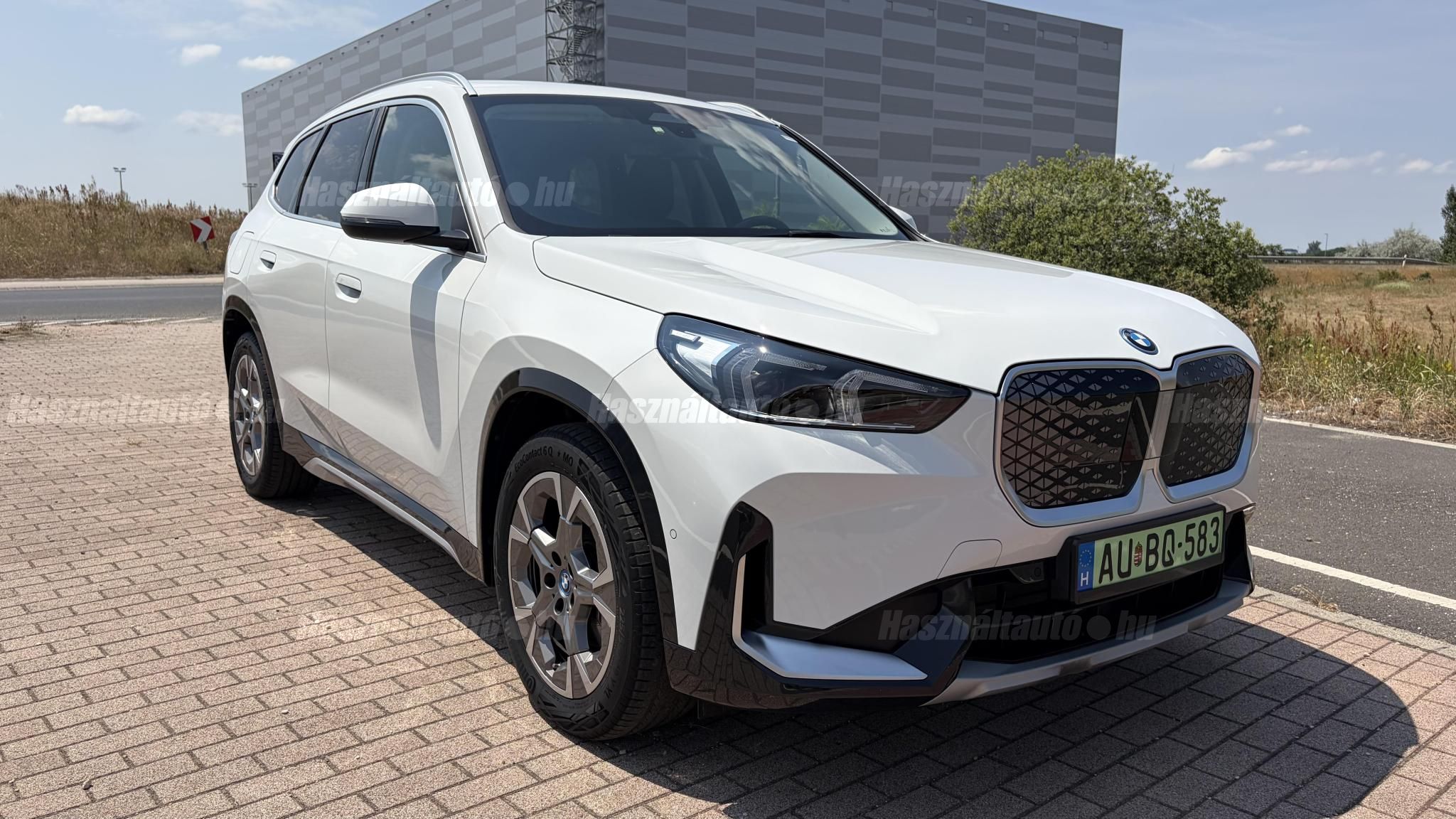 BMW IX1 2025/2 - 1