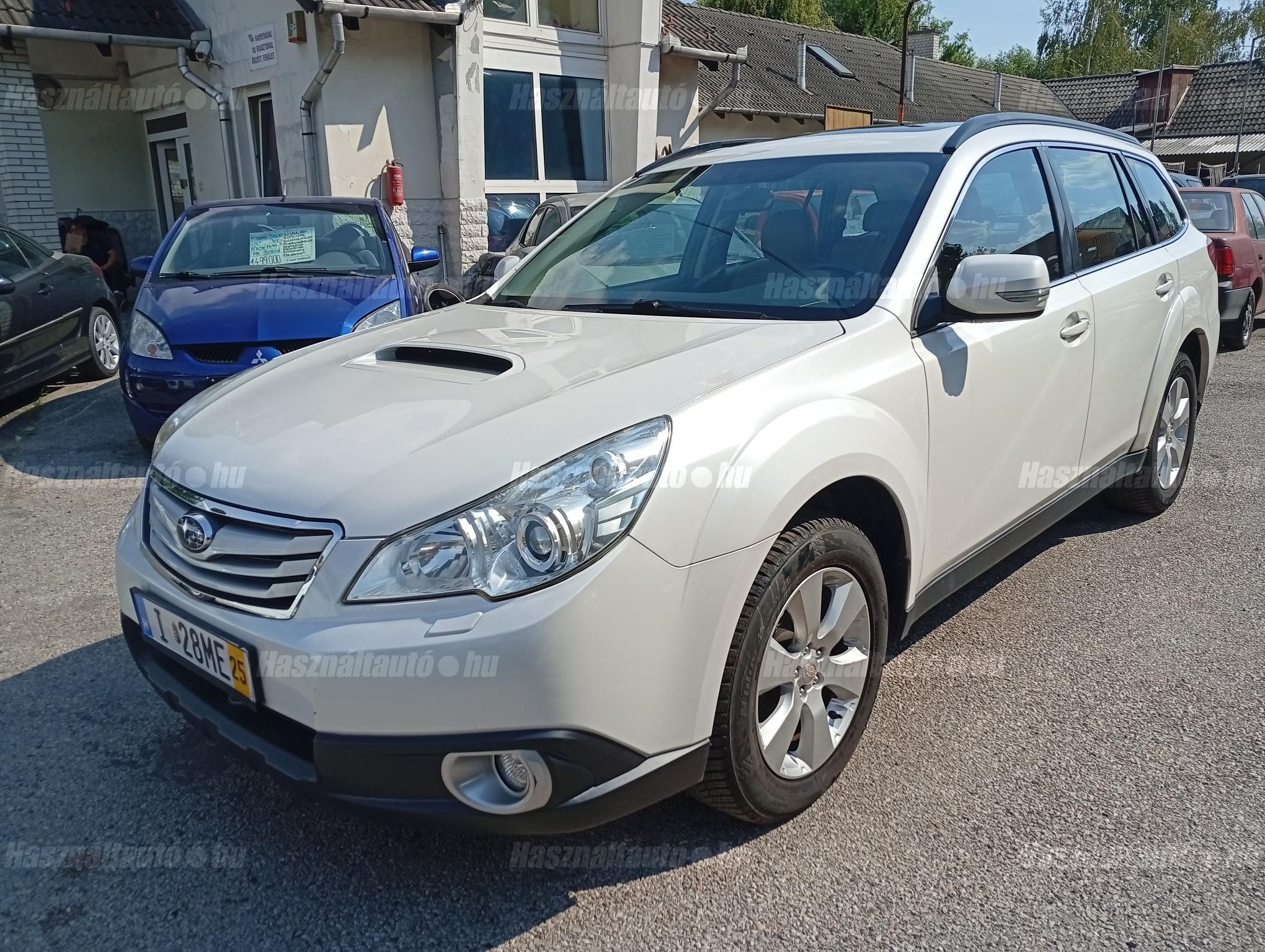 SUBARU OUTBACK 2011/3 - 1