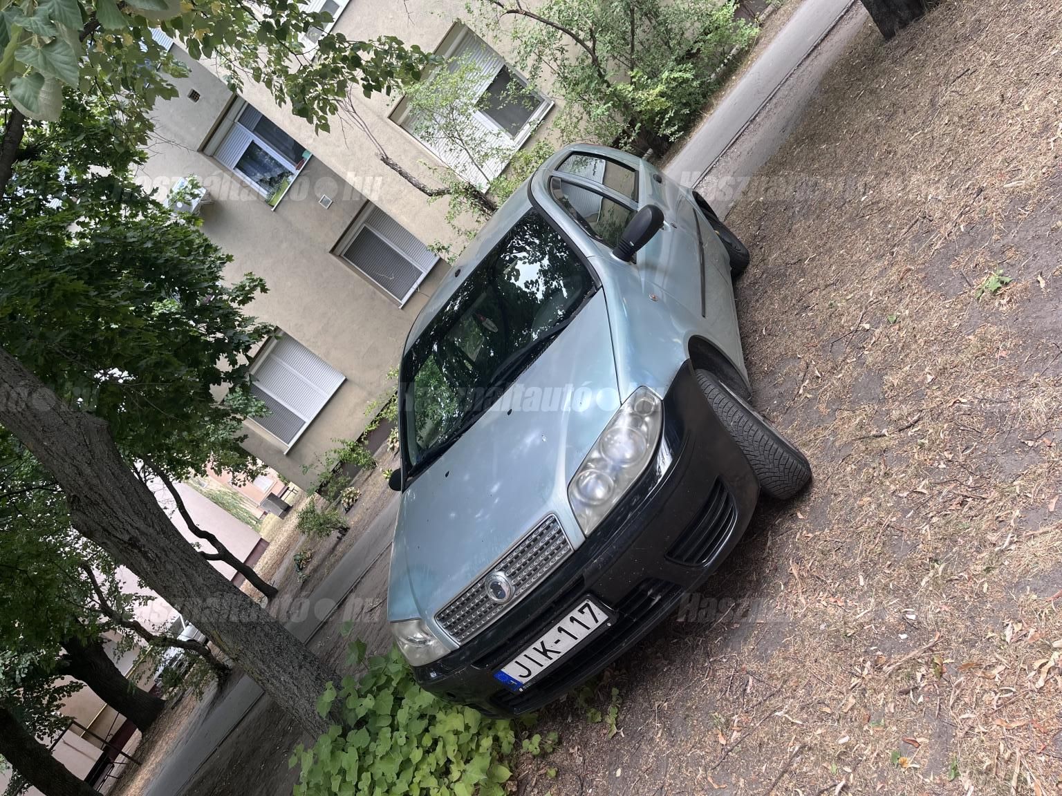 FIAT PUNTO 2004/12 - 1