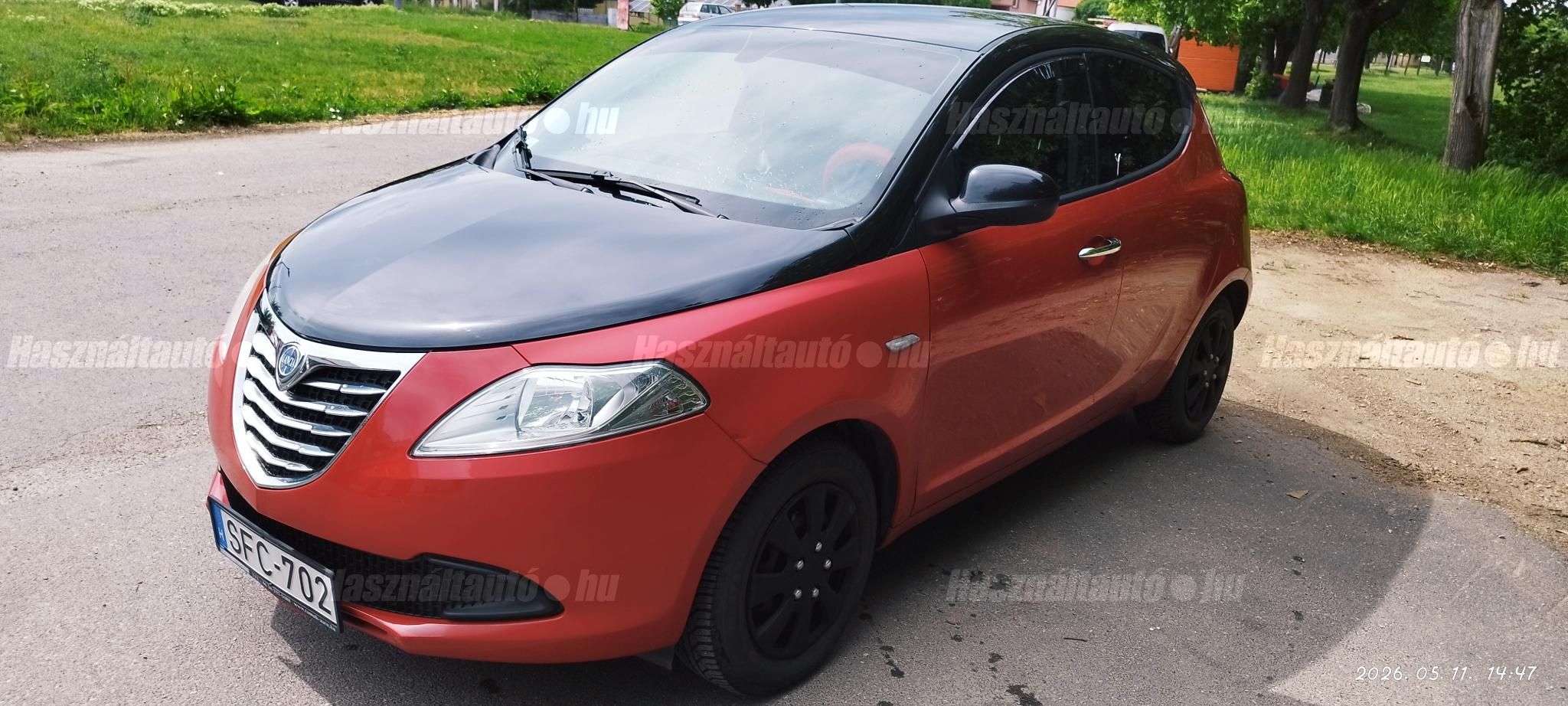 LANCIA YPSILON 2012 - 1
