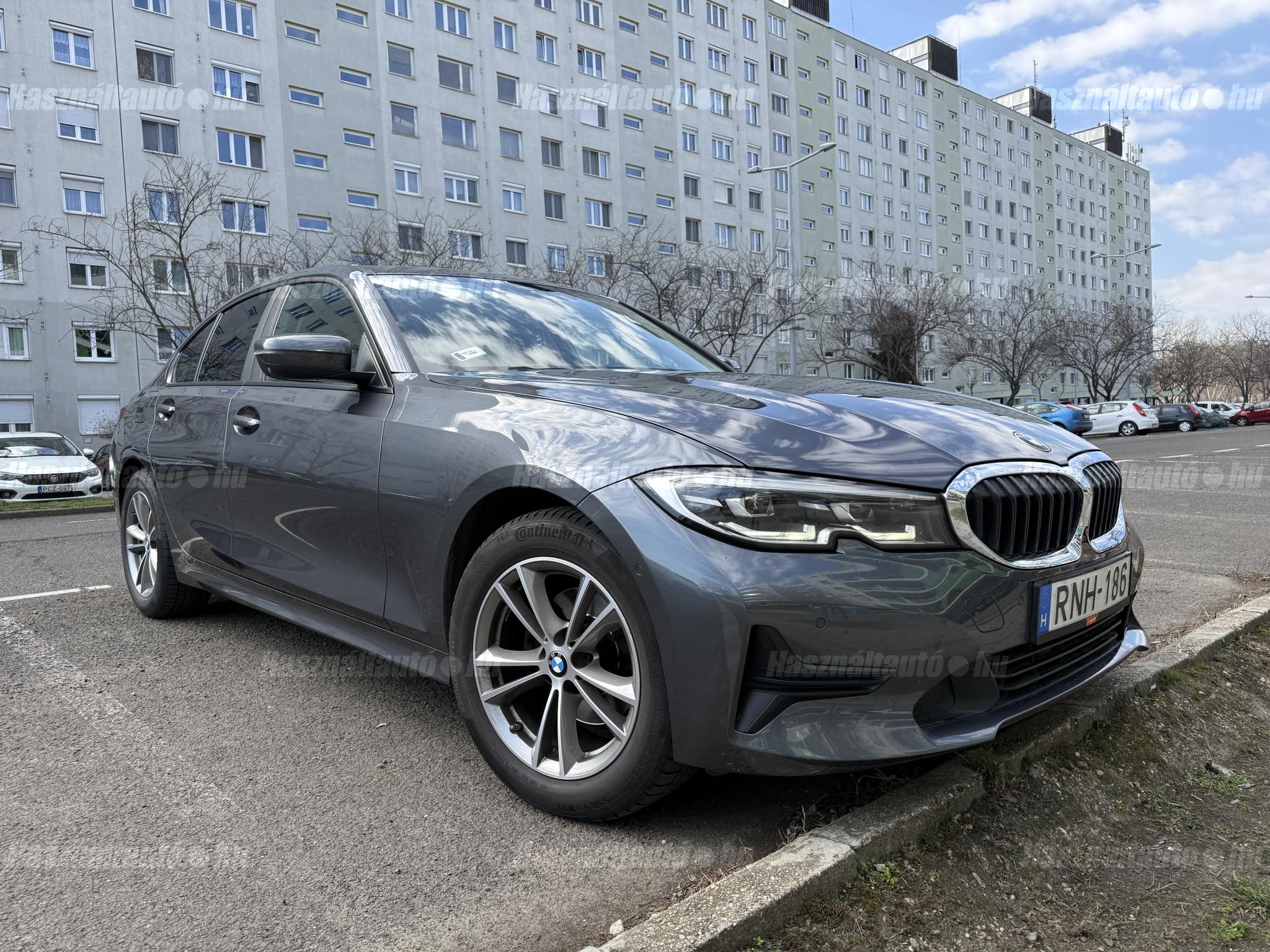 BMW 320 2019/9 - 1