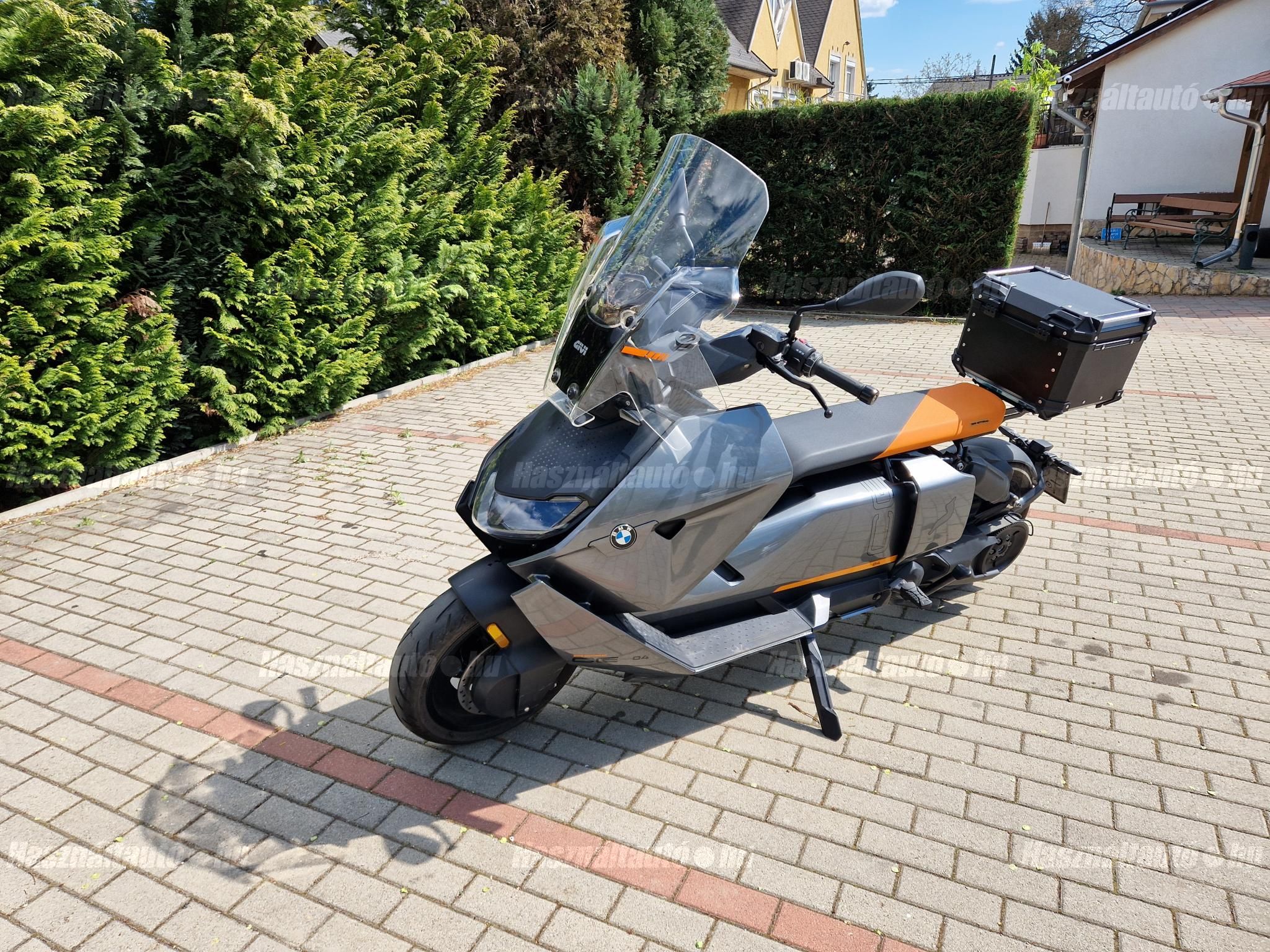 BMW CE 04 2024/8 - 1