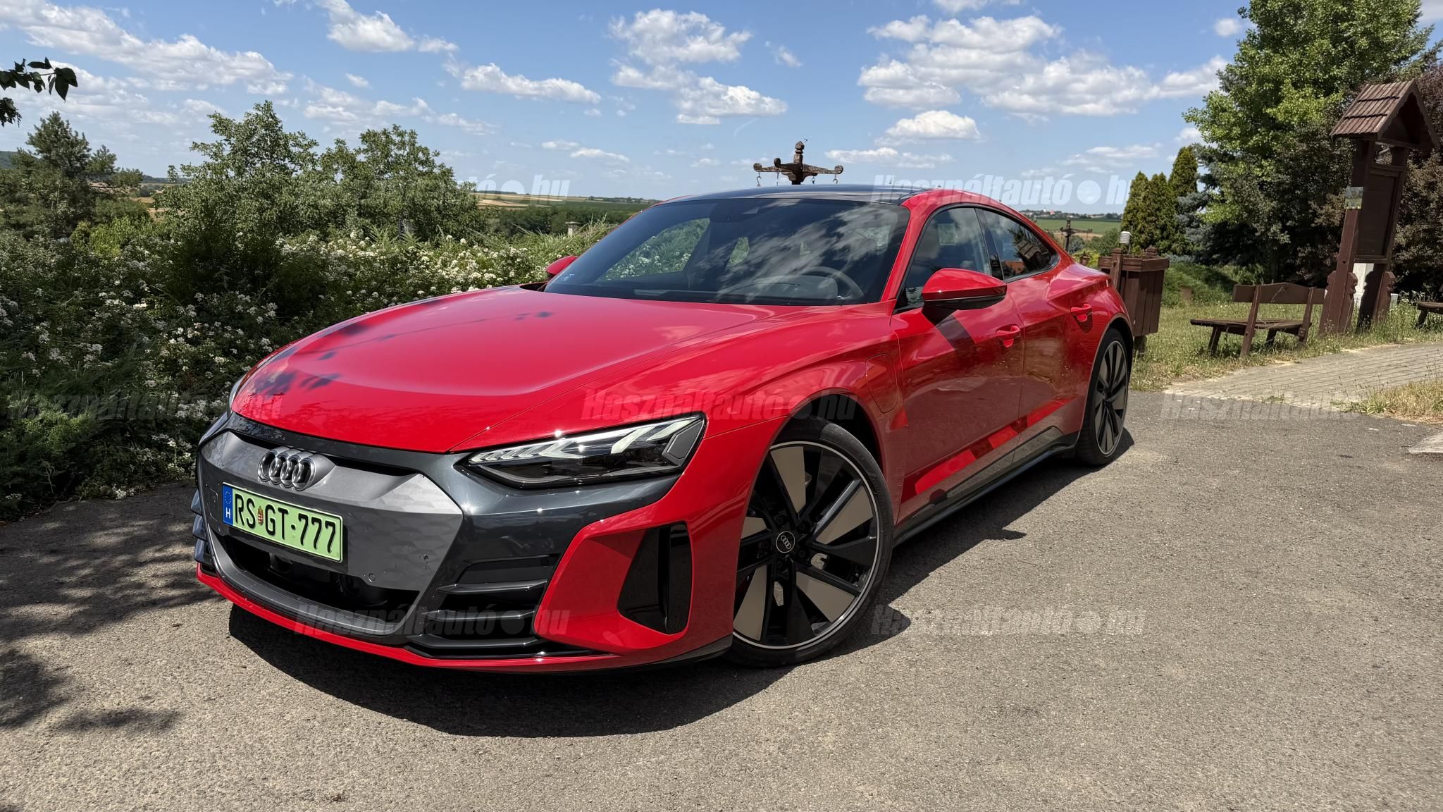 AUDI E-TRON GT 2022/12 - 1