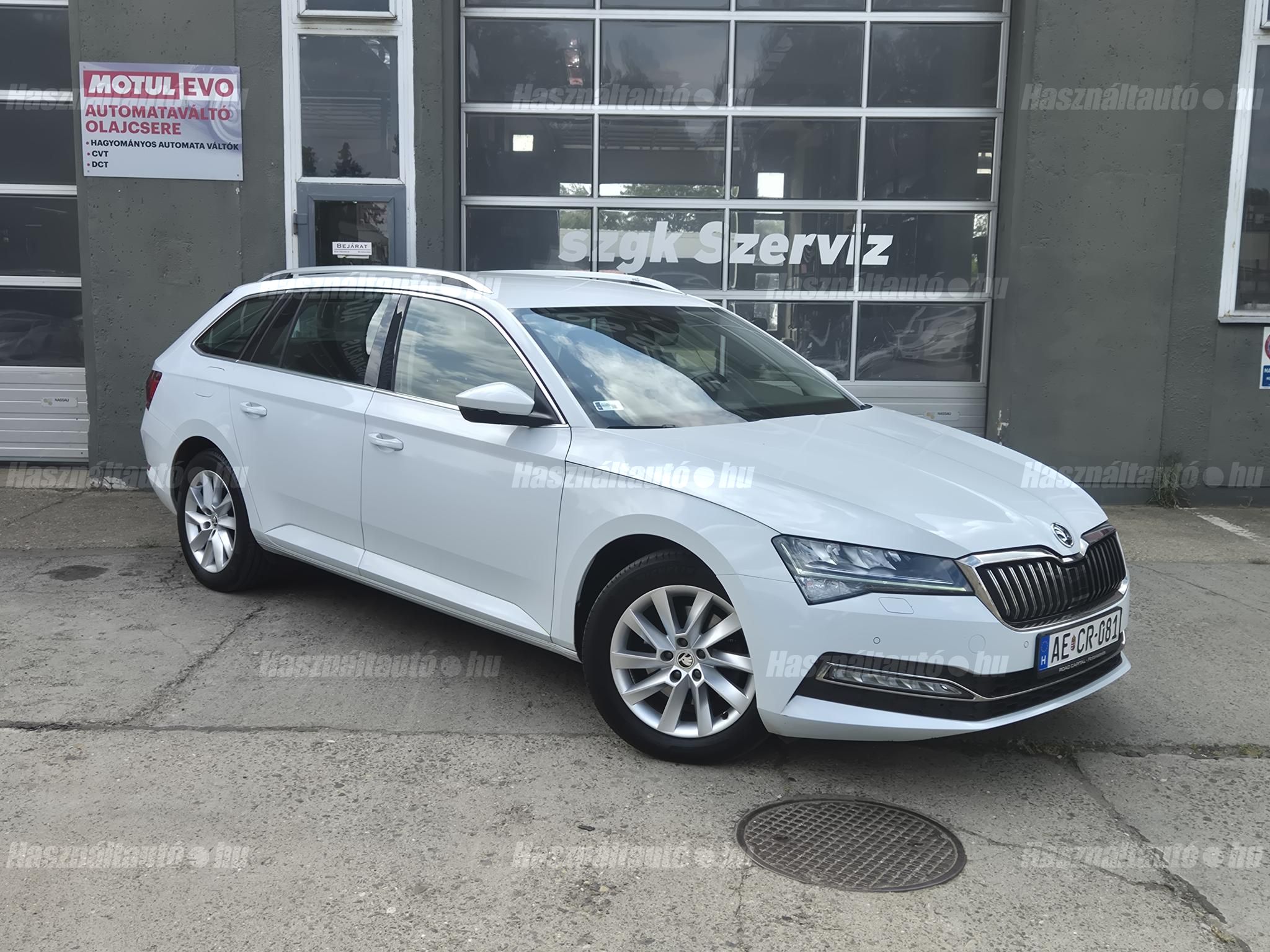 SKODA SUPERB 2023/7 - 1