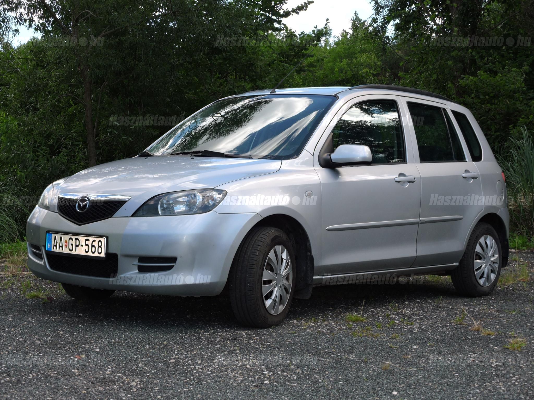 MAZDA 2 2004/3 - 1