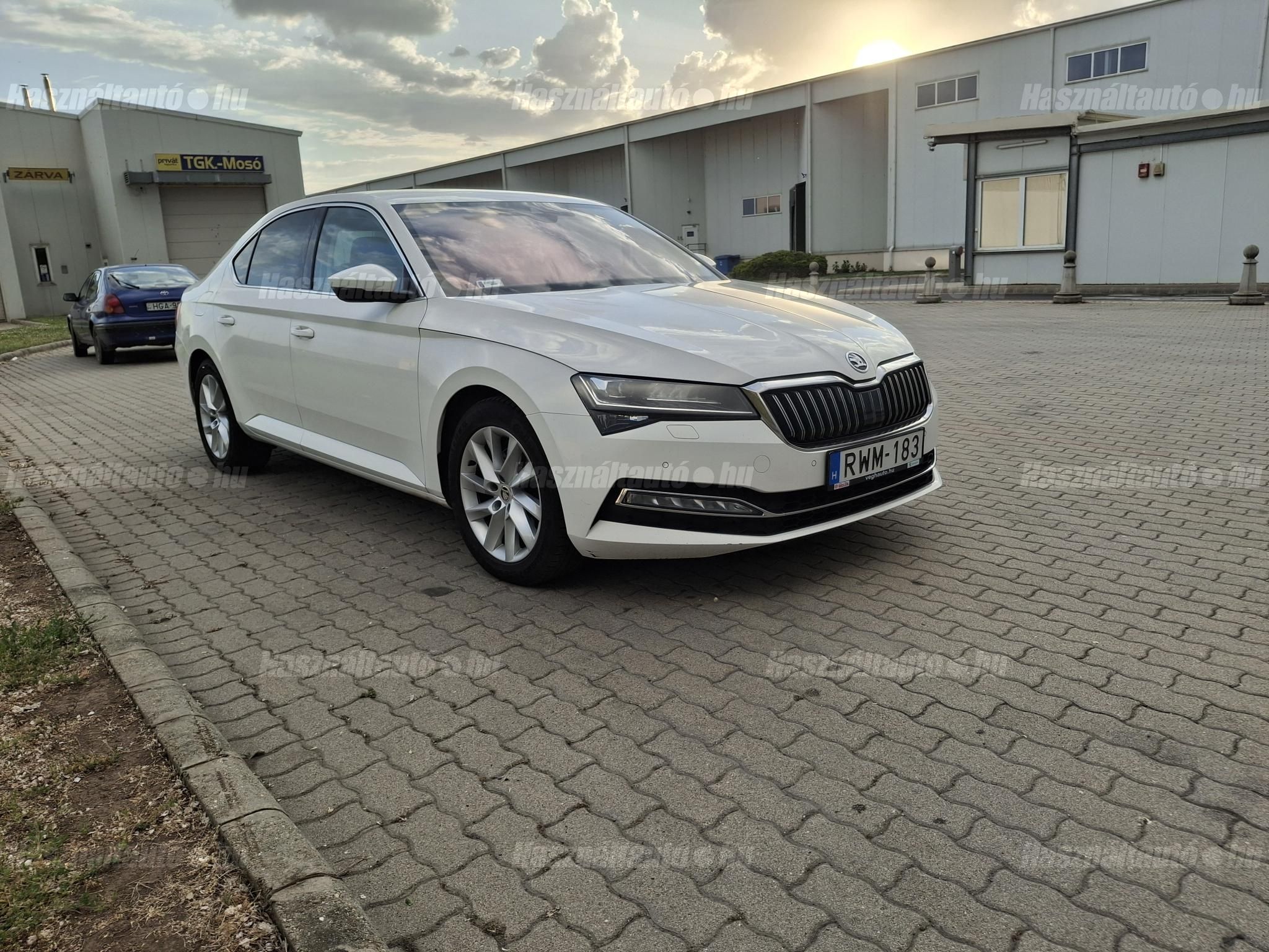 SKODA SUPERB 2019/11 - 1