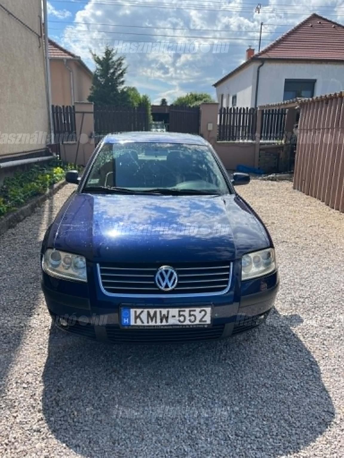VOLKSWAGEN PASSAT V 2003/6 - 1