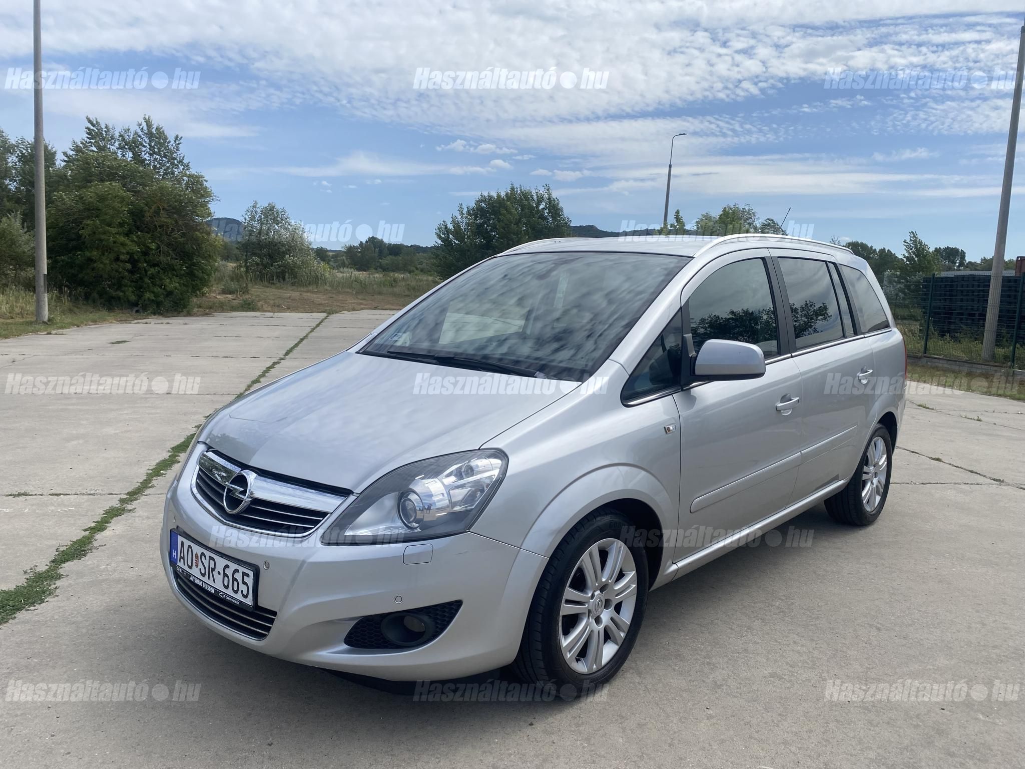OPEL ZAFIRA B 2012/11 - 1