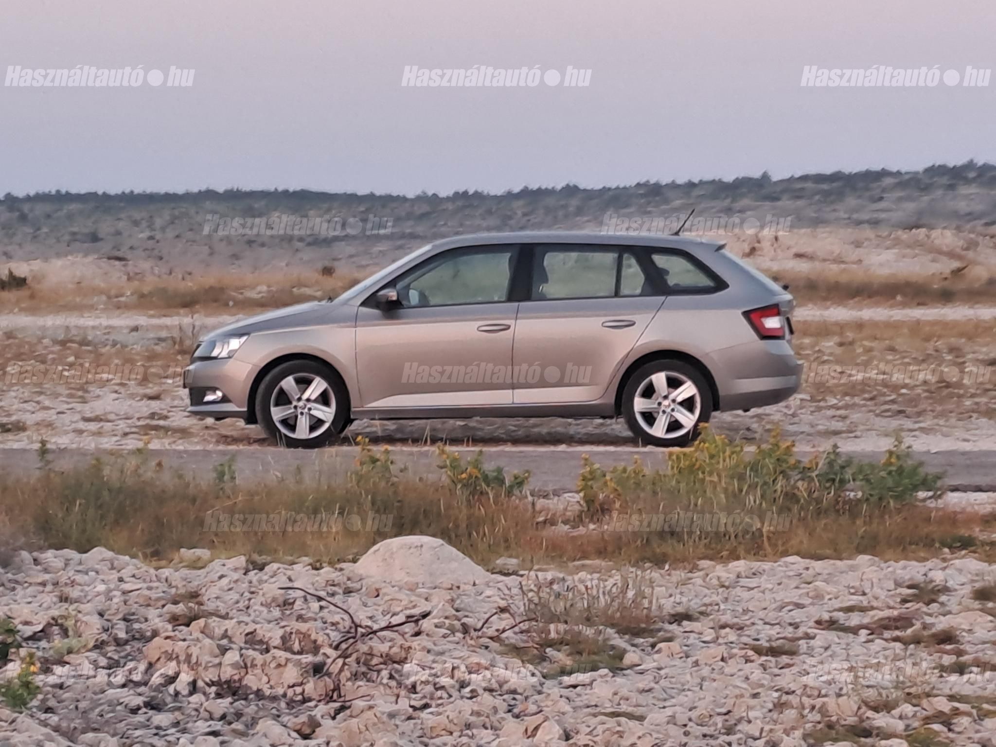 SKODA FABIA 2018/2 - 1