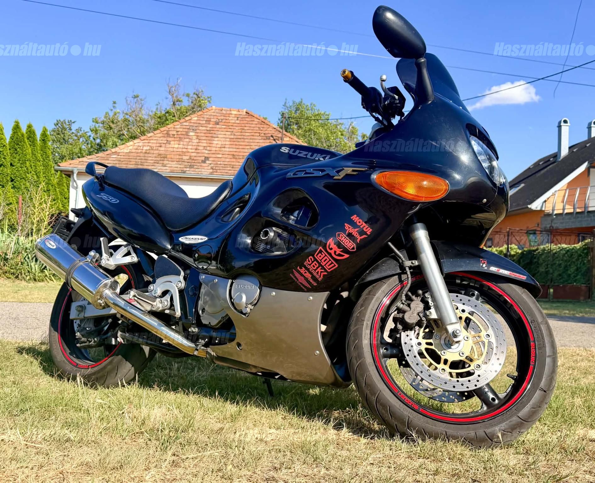 SUZUKI GSX 750 F 2002/3 - 1