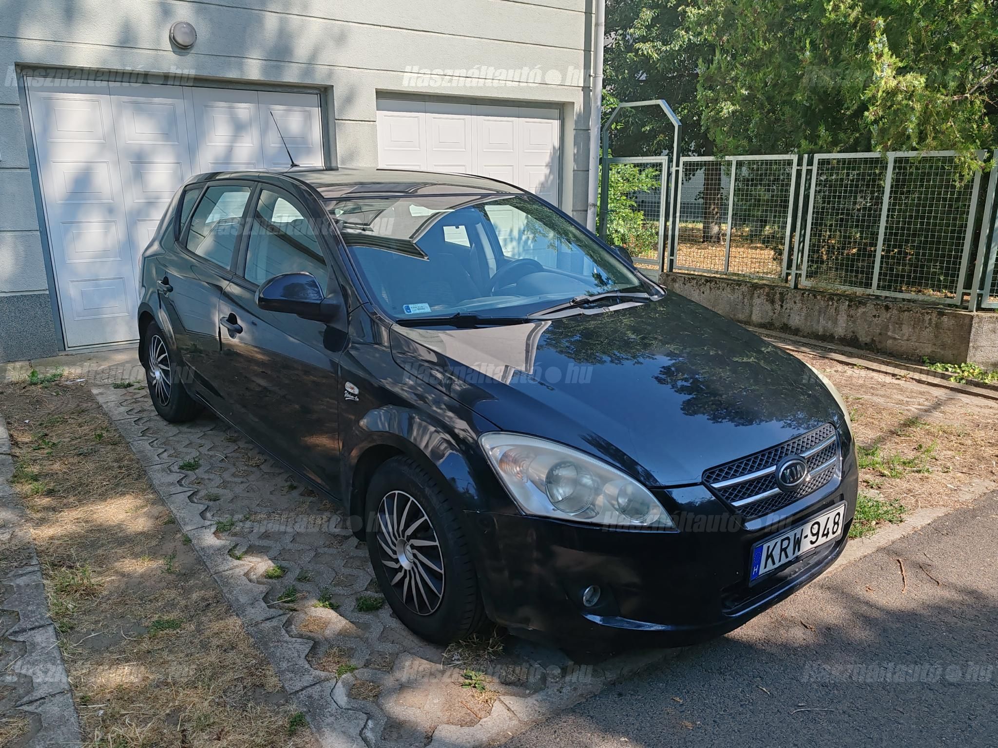 KIA CEE'D 2007 - 1