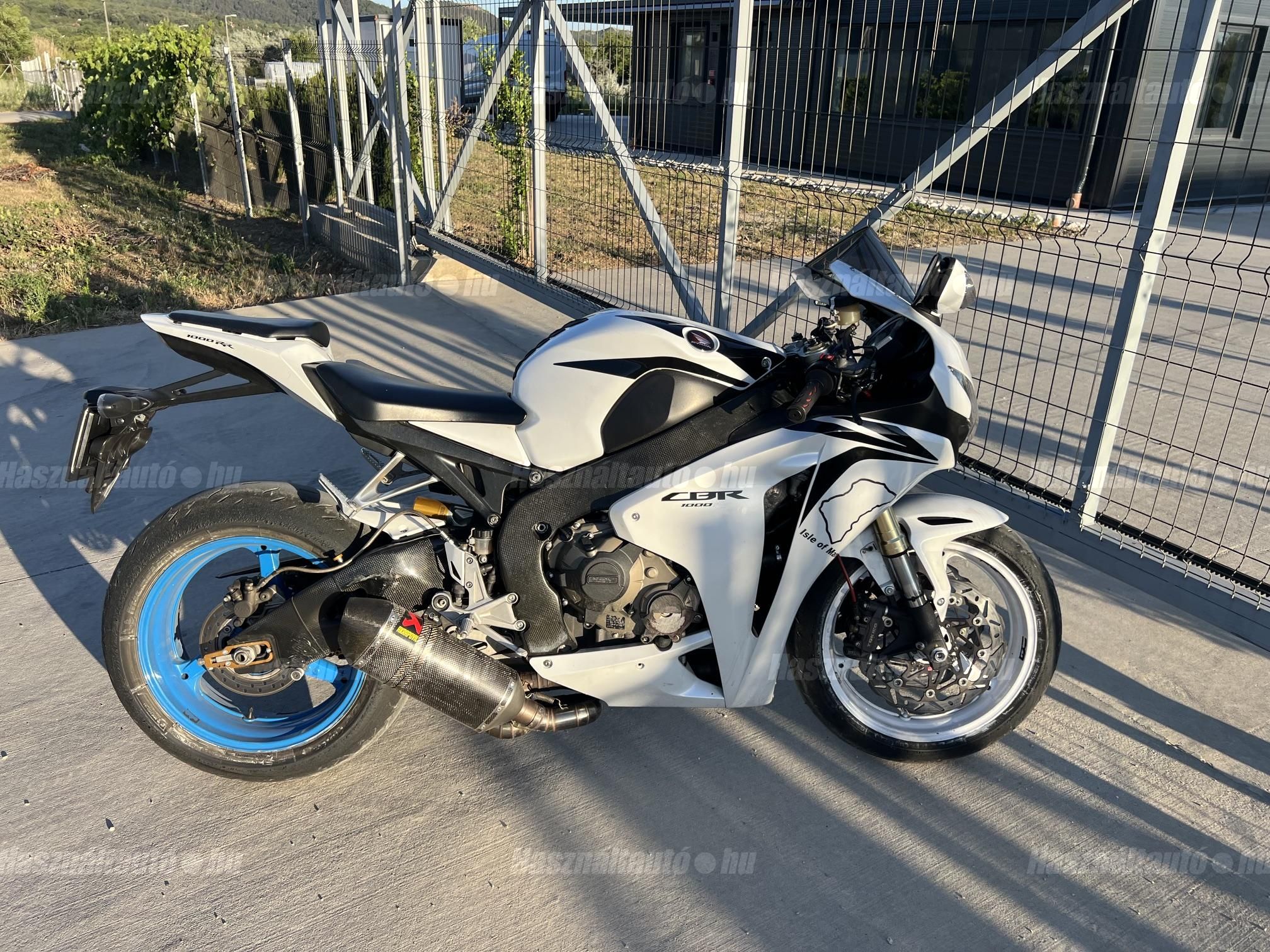 HONDA CBR 1000 RR 2009/8 - 1