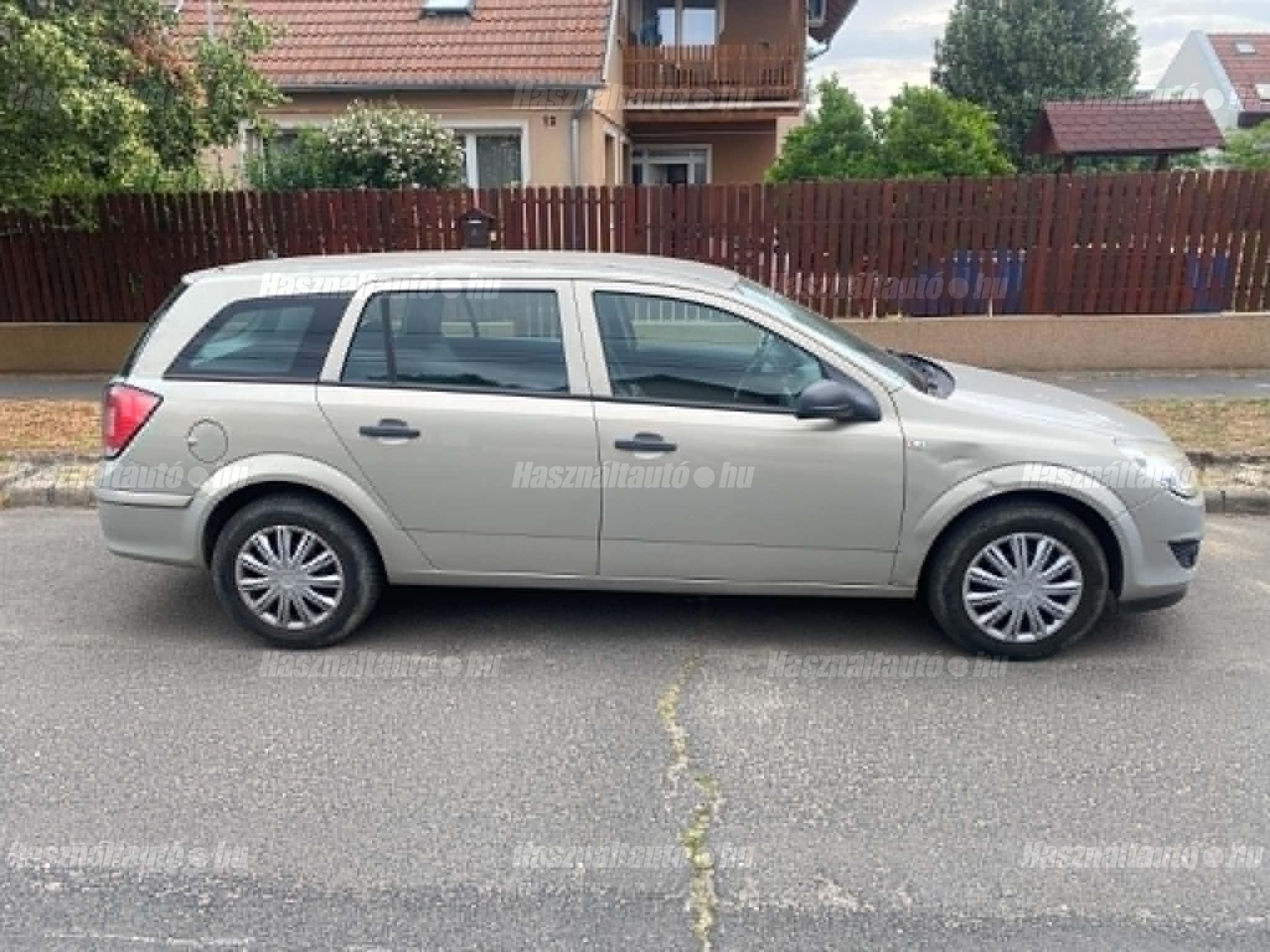 OPEL ASTRA H 2008/8 - 1