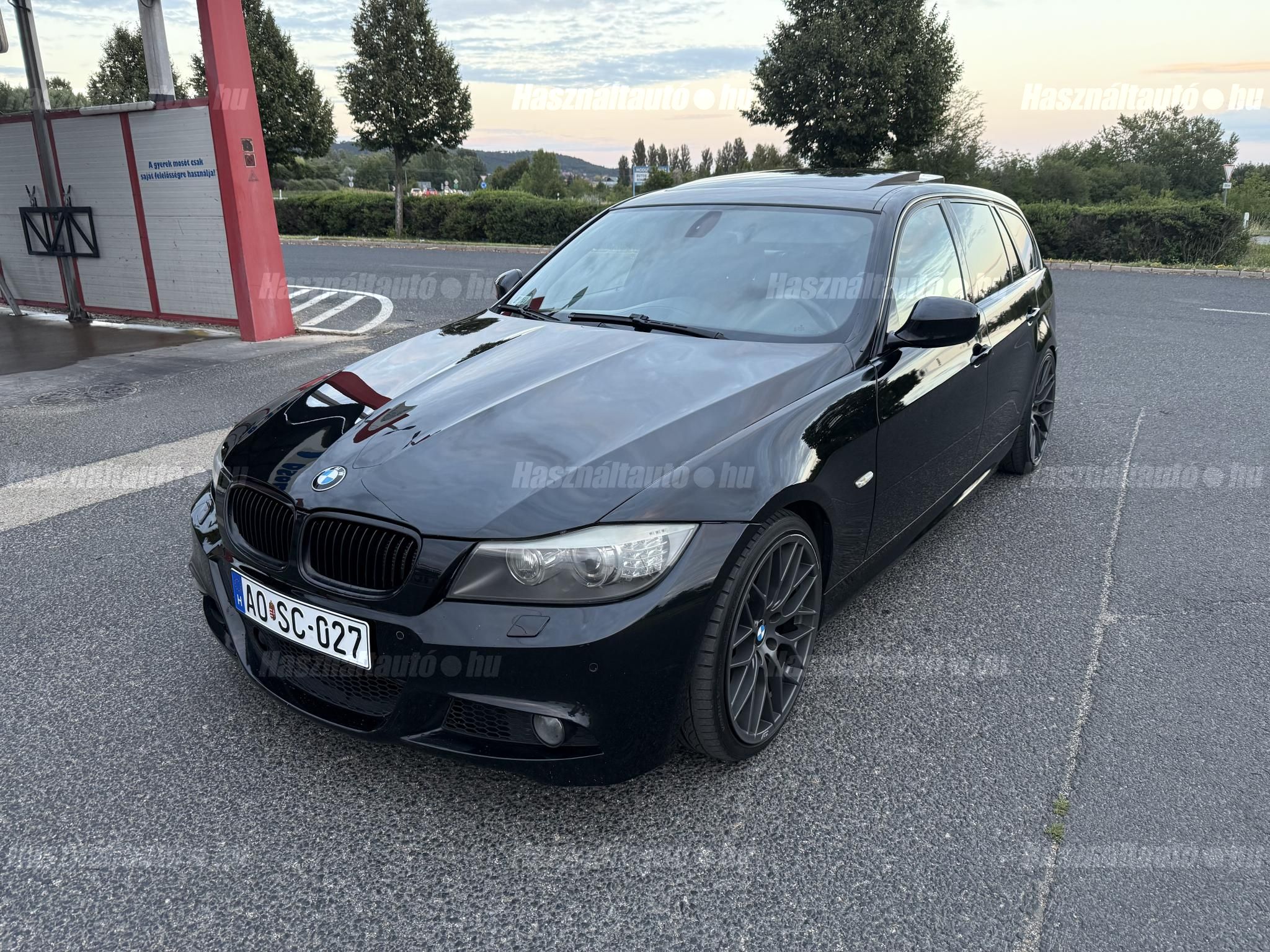 BMW 330 2009/6 - 1