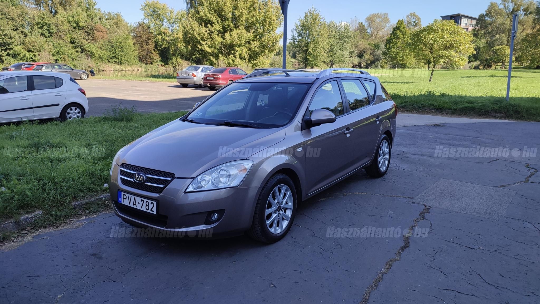KIA CEE'D 2008/3 - 1