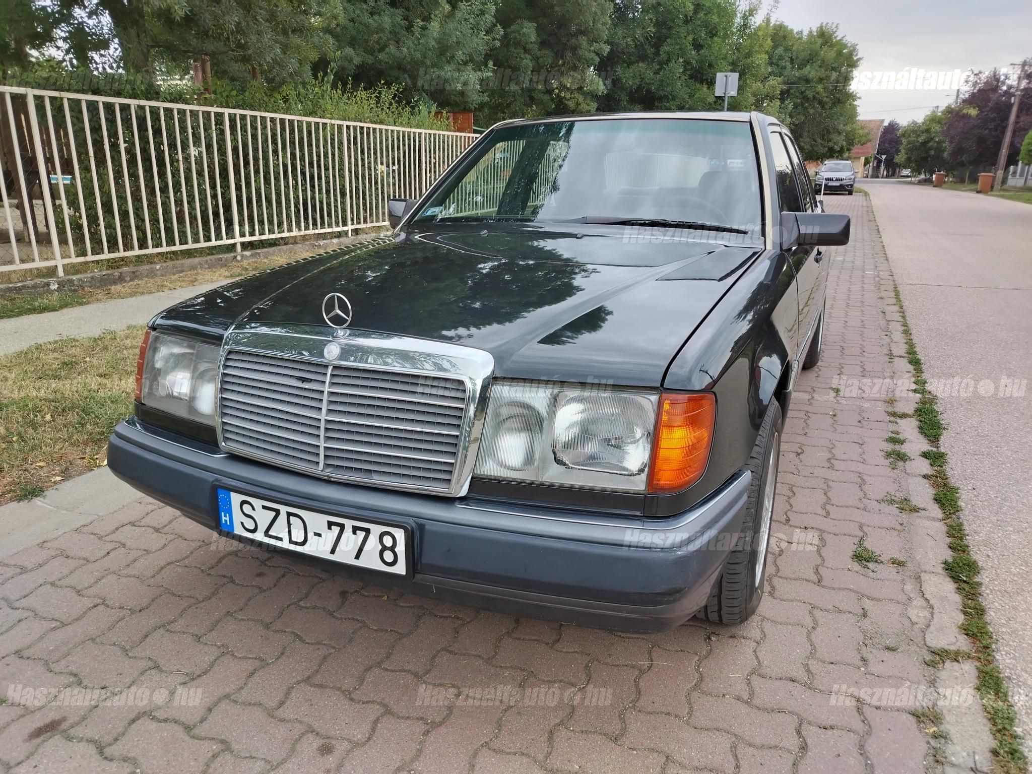 MERCEDES-BENZ W 124 1993/6 - 1