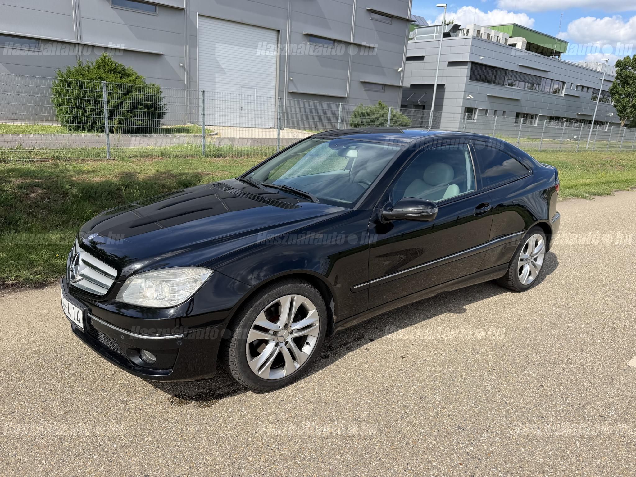 MERCEDES-BENZ CLC 180 2008/12 - 1